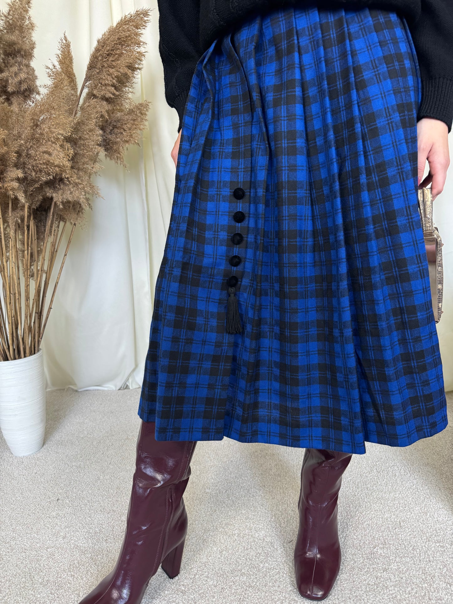 Fustă vintage deosebită din lână( mărimea L)