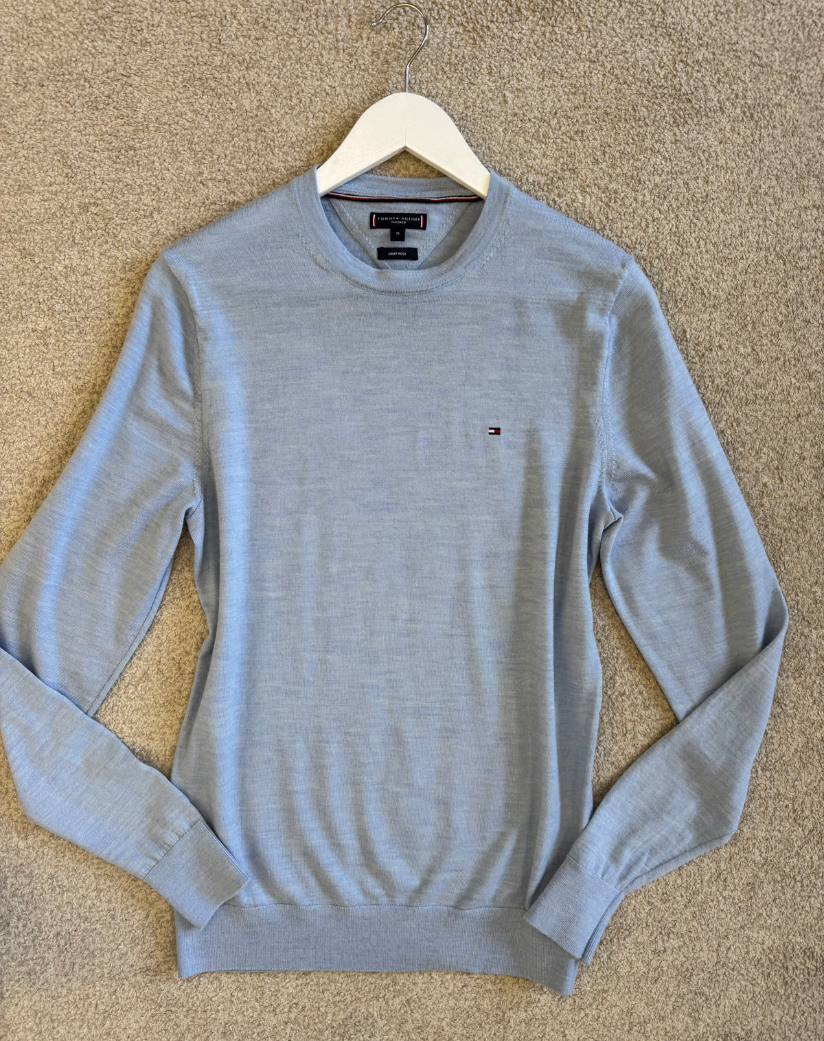 Pulover Tommy baby blue din 100% lana fina ( mărimea M)