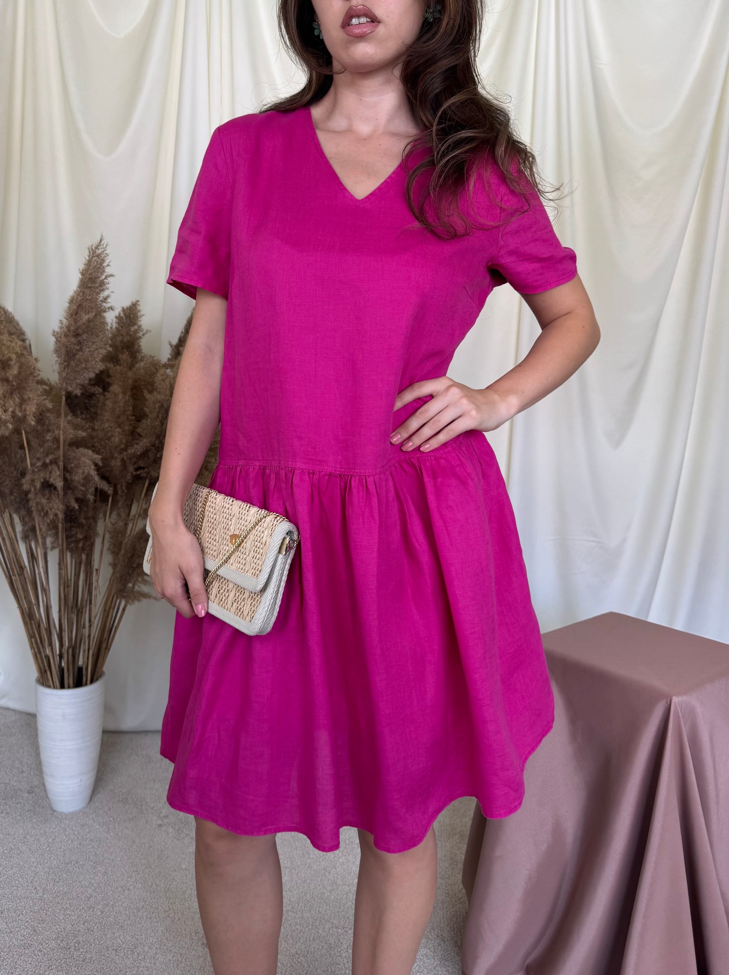 Rochie premium Joseph JANARD din 100% in, talie marcata și fusta amplă ( mărimea M- M/L) 104 bust