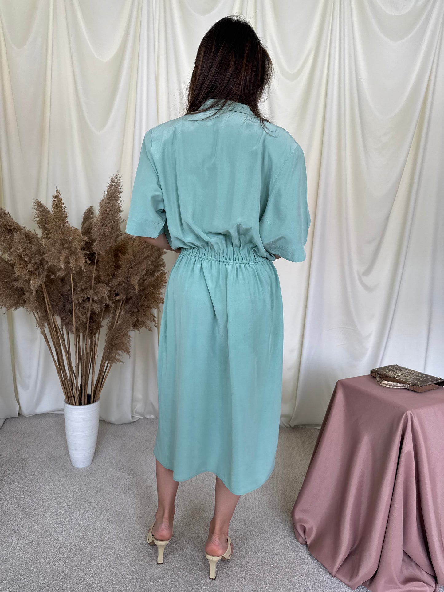 Rochie vintage din 100% mătase naturala cu talie elastică ( mărimea L/XL)