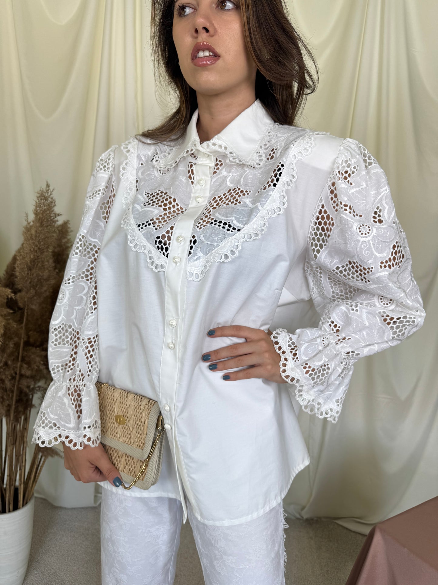 Cămașă vintage spectaculoasa din 100% bumbac cu broderie superbă ( mărimea XXL)