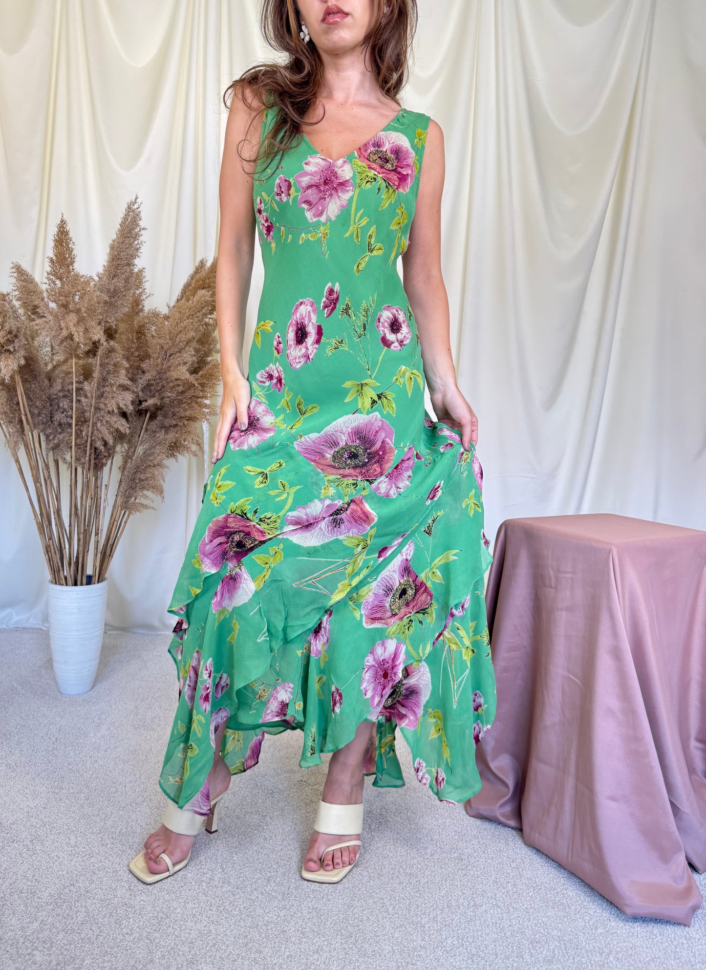 Rochie vintage cu print floral și aplicații de mărgele și paiete super finute 
(Mărimea L)