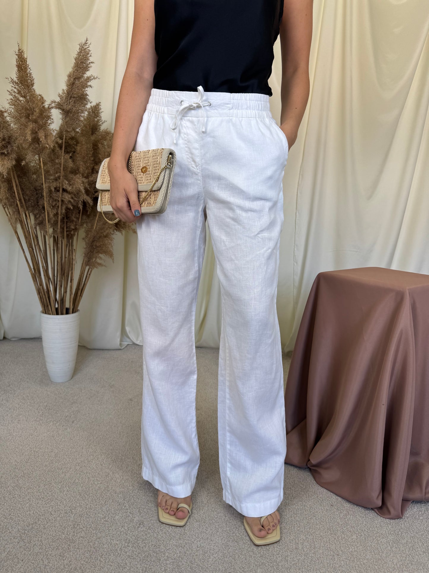 Pantalon de vară din 100% in cu talie elastică ( mărimea M)