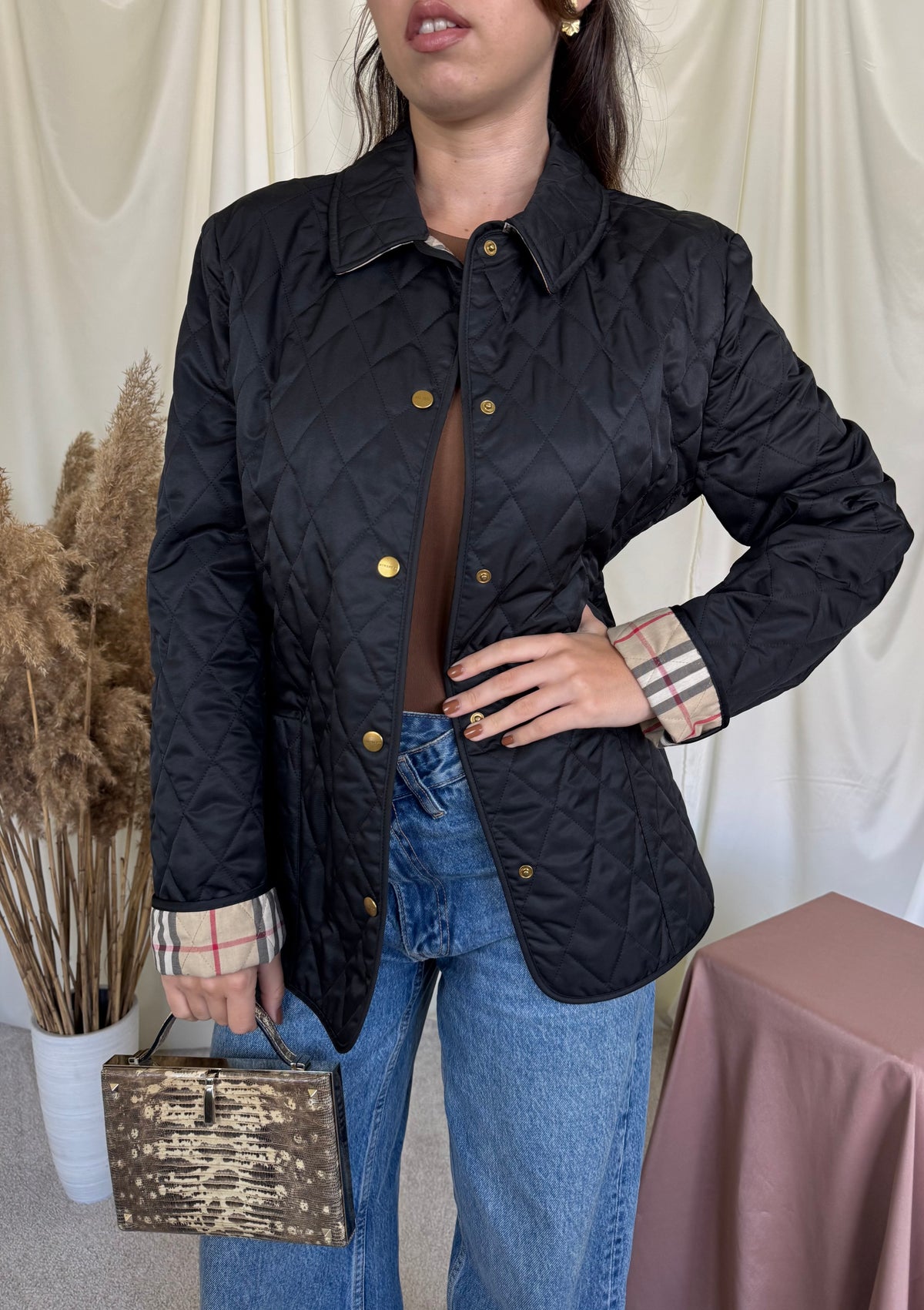 Jacheta premium BURBERRY, închidere cu capse inscripționate, căptușeală cu print ( mărimea S/M- M)