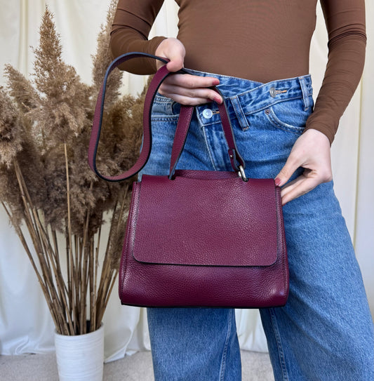Geantă vișinie din piele naturala, made in Italy (dimeiuni: 26/21)