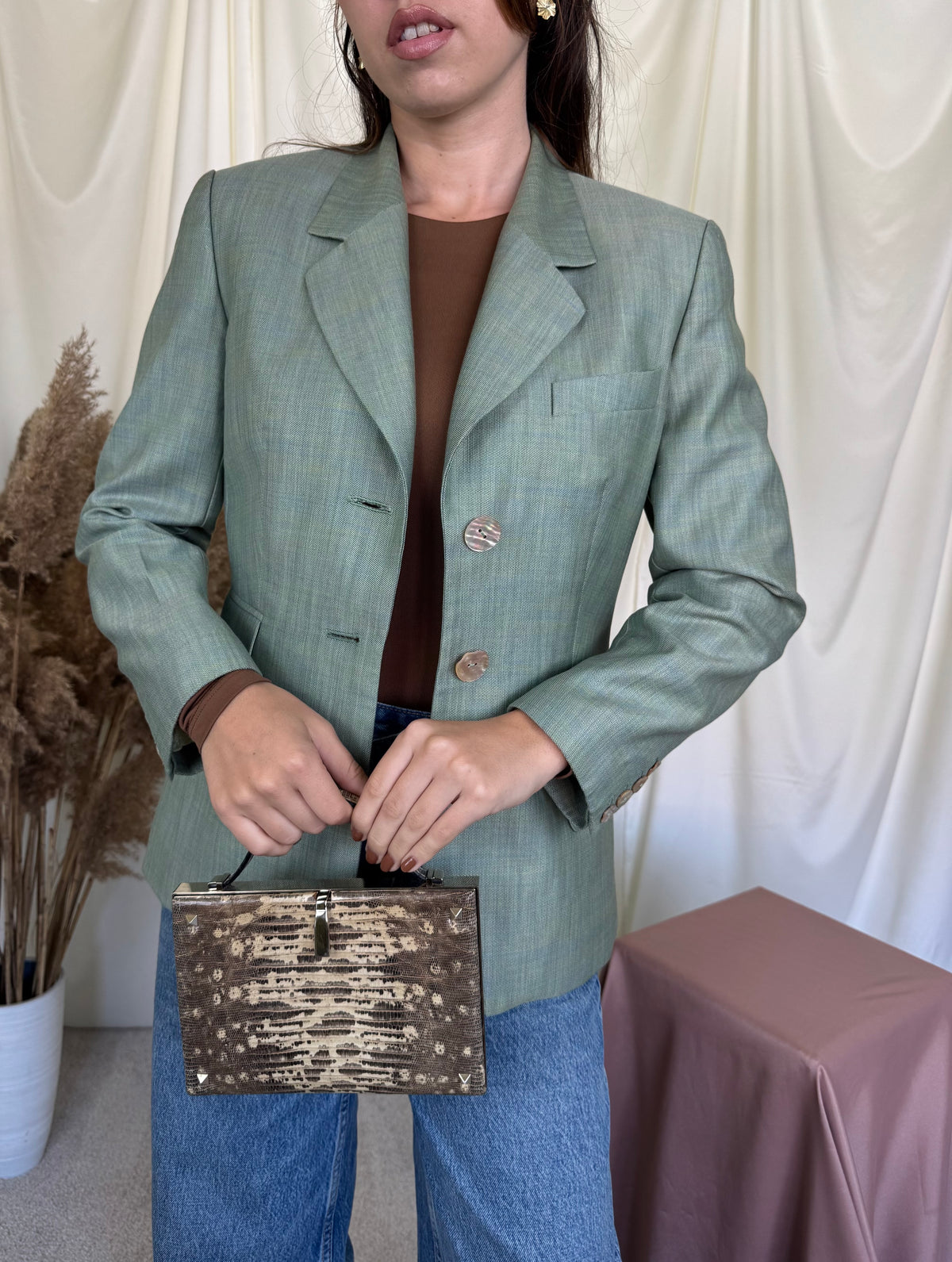 Back! Sacou premium ESCADA din stofă exclusivă de lână super 120’ și mătase naturală, nasturi perla ( mărimea S)