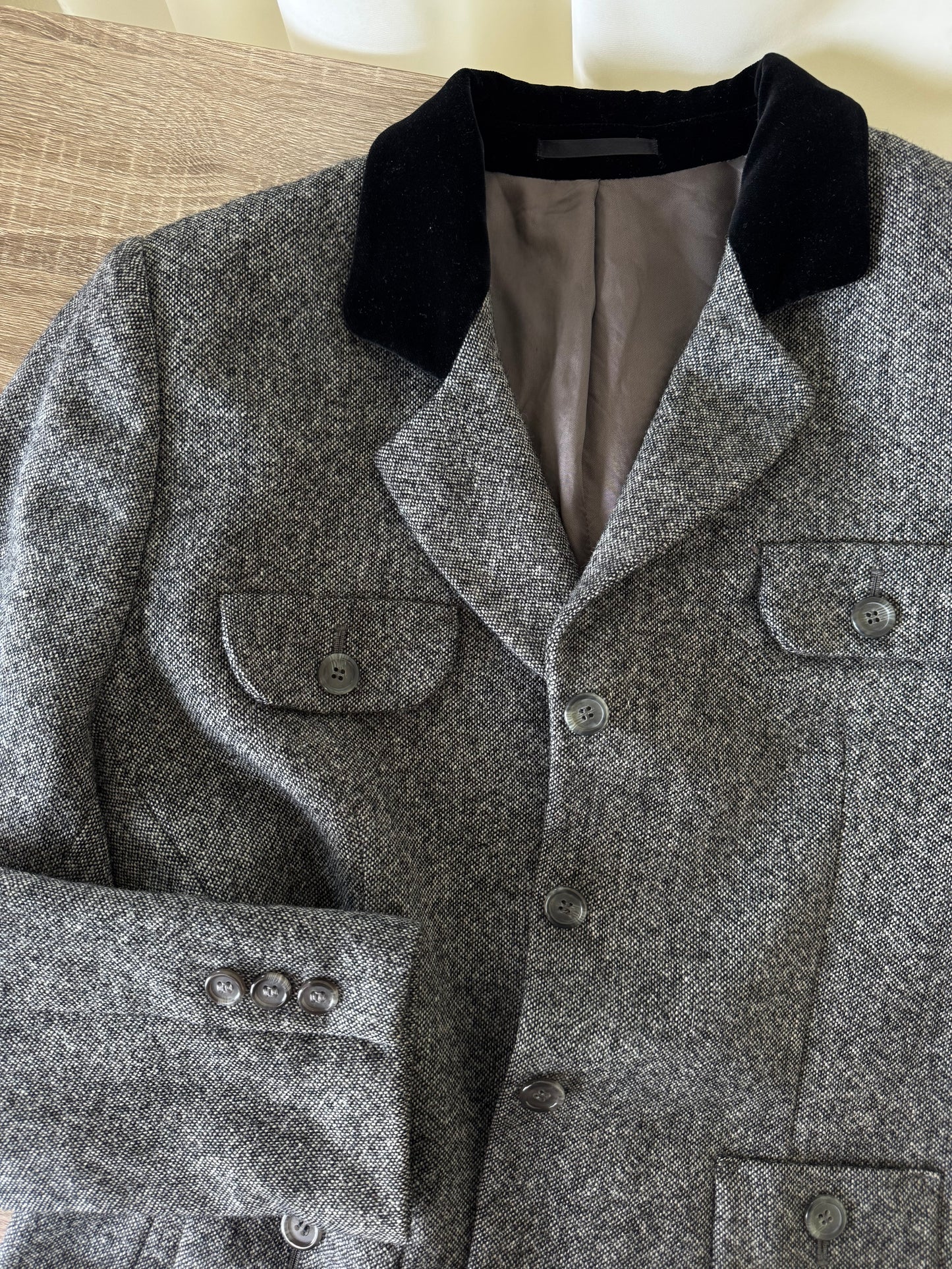 Sacou -jacheta luxury BURBERRY din 100% lână  (mărimea M/L)