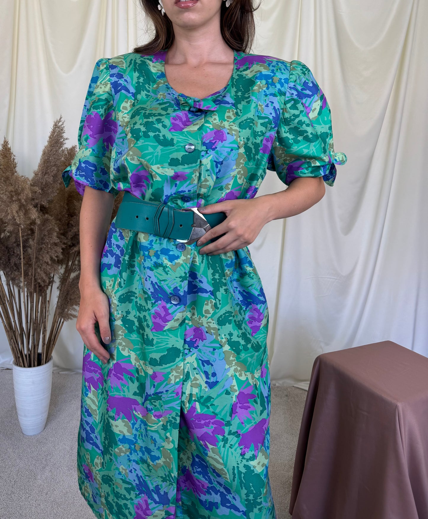 Rochie vintage din 100% matase naturala 
(Mărimea XL)