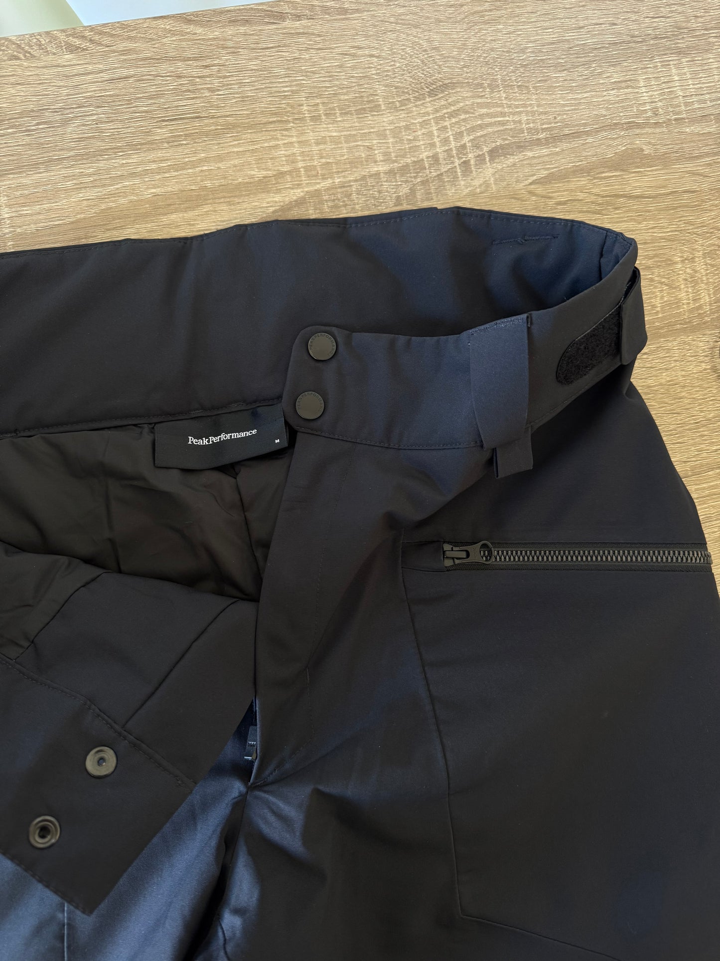 Pantalon premium PEAK PERFORMANCE ( M)