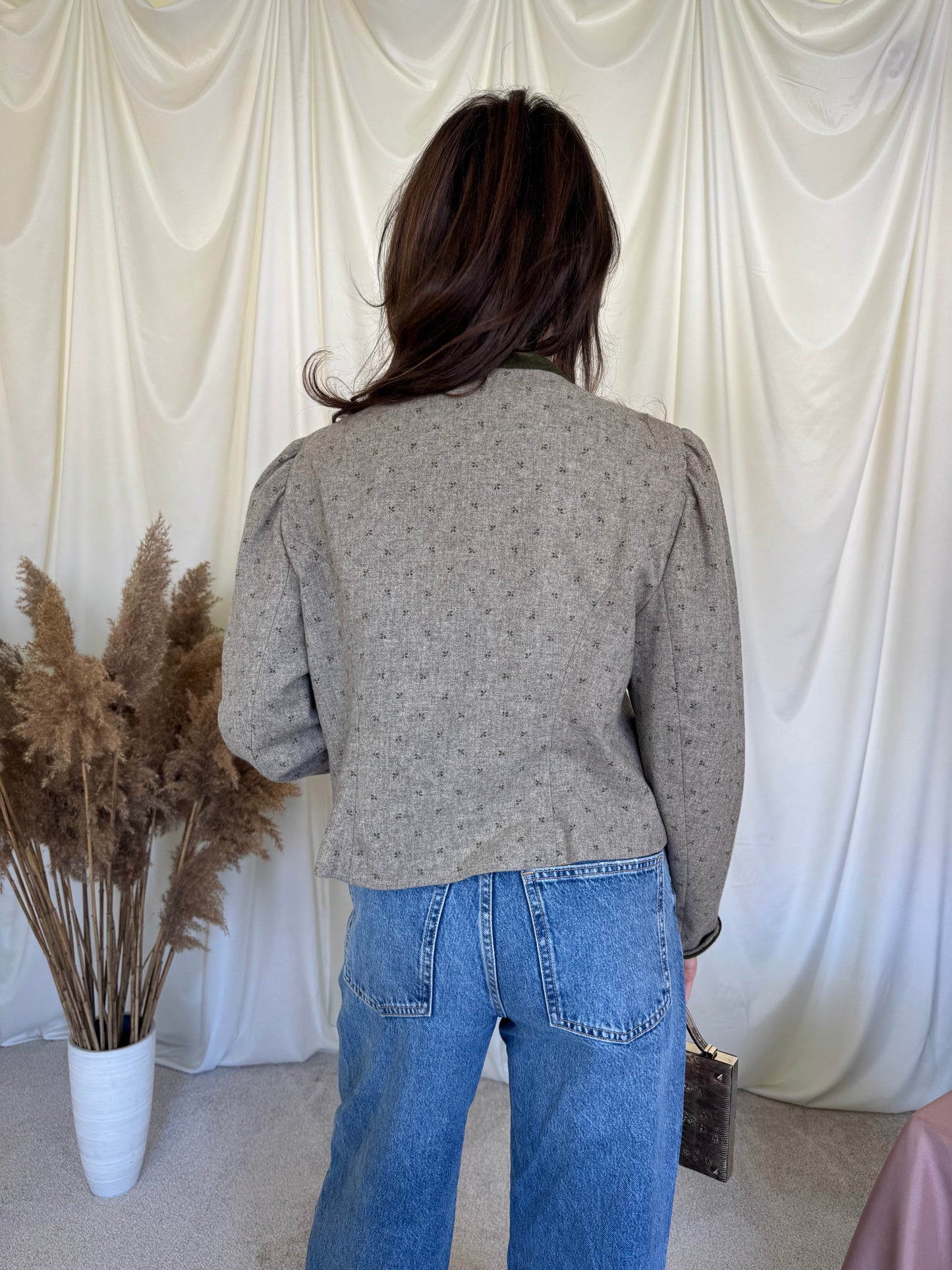 Sacou-jacheta vintage din lana cu nasturi metalici 
(Mărimea M/L)