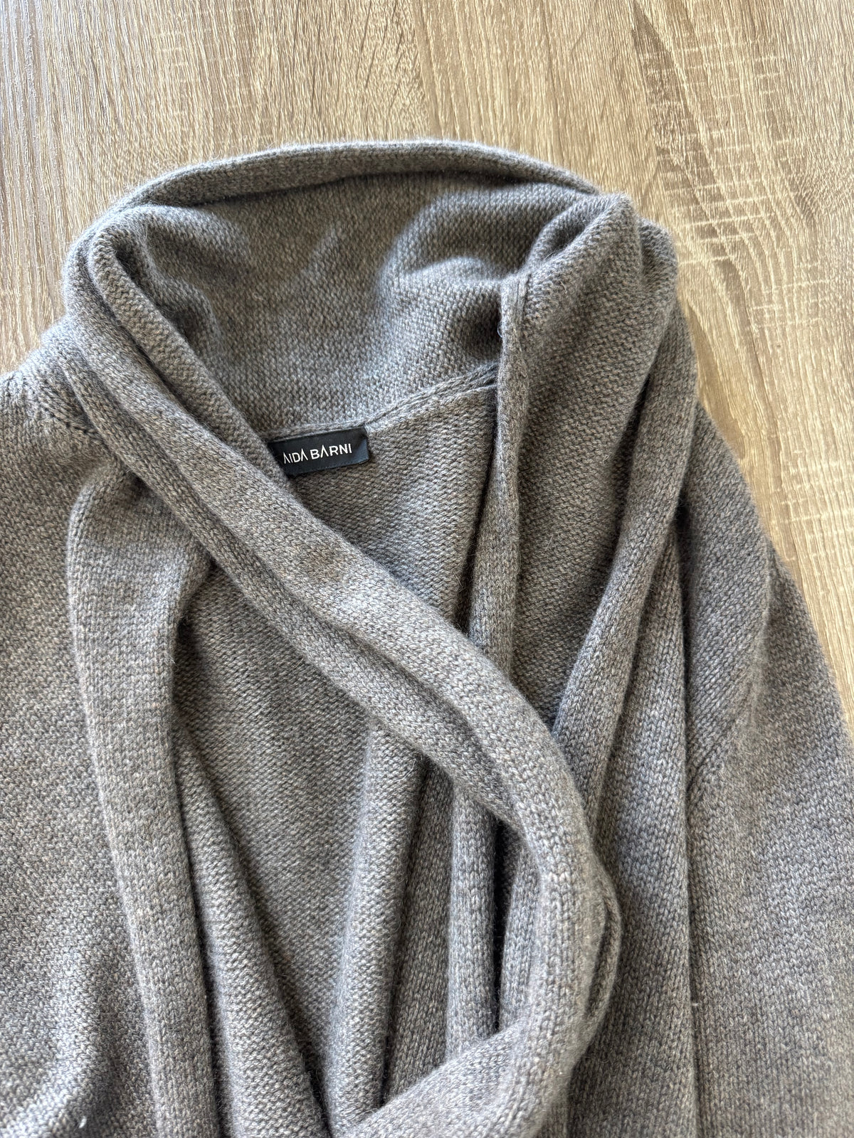 Cardigan luxury AIDA BARNI din 100% cașmir premium ( mărimea M/L)