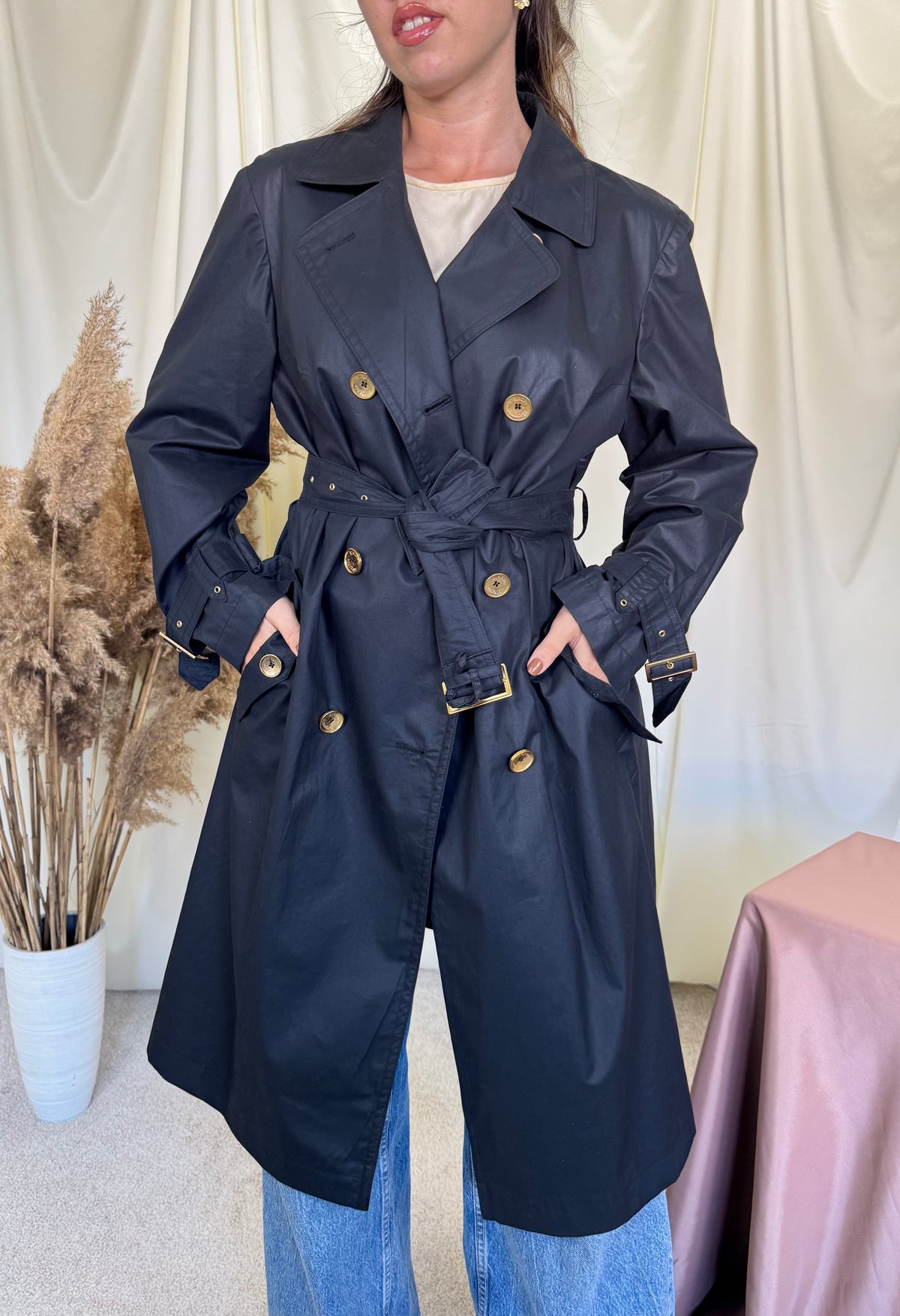 Trench vintage ELEGANCE PARIS cu nasturi inscripționați aurii, croi superb, 100% bumbac ( mărimea L)