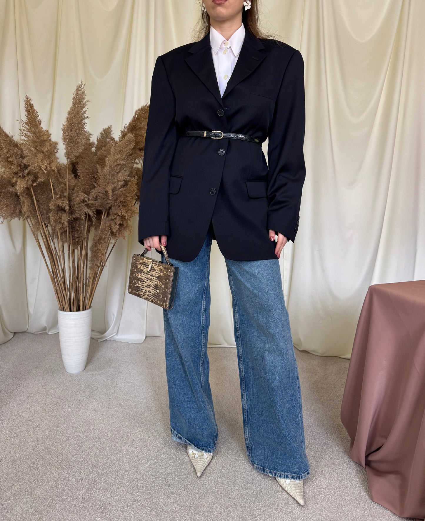 Sacou Balmain din stofă fină 100% lână, (mărimea L)
Căptușeală inscripționată