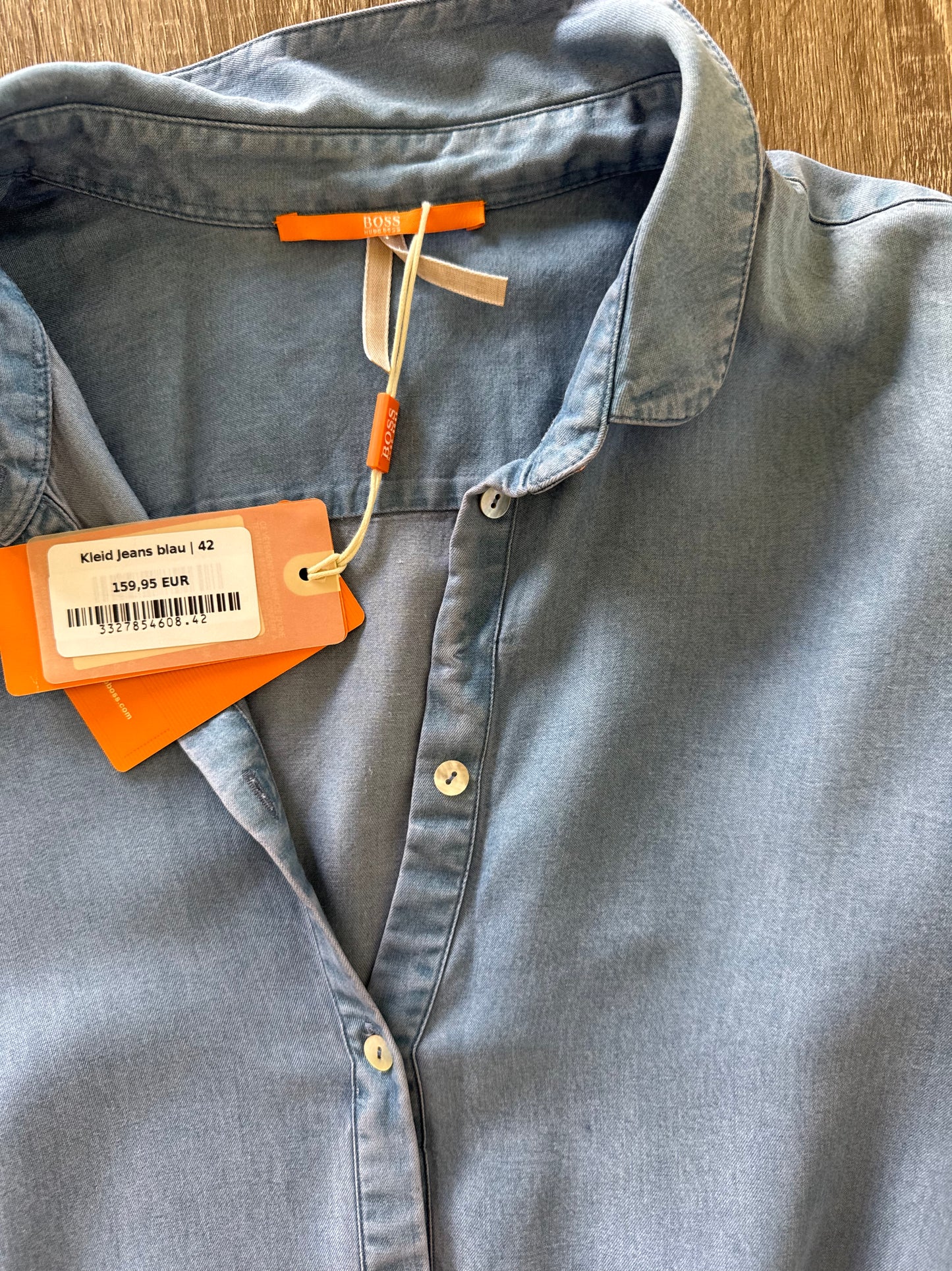 Rochie nouă HUGO BOSS din denim cu talie elastică 
(Mărimea L/XL)