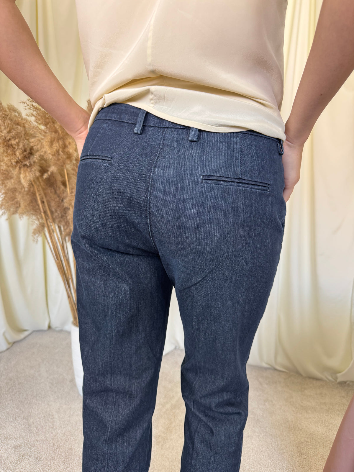 Blugi luxury MOCLER din denim de bumbac ( mărimea S/M)