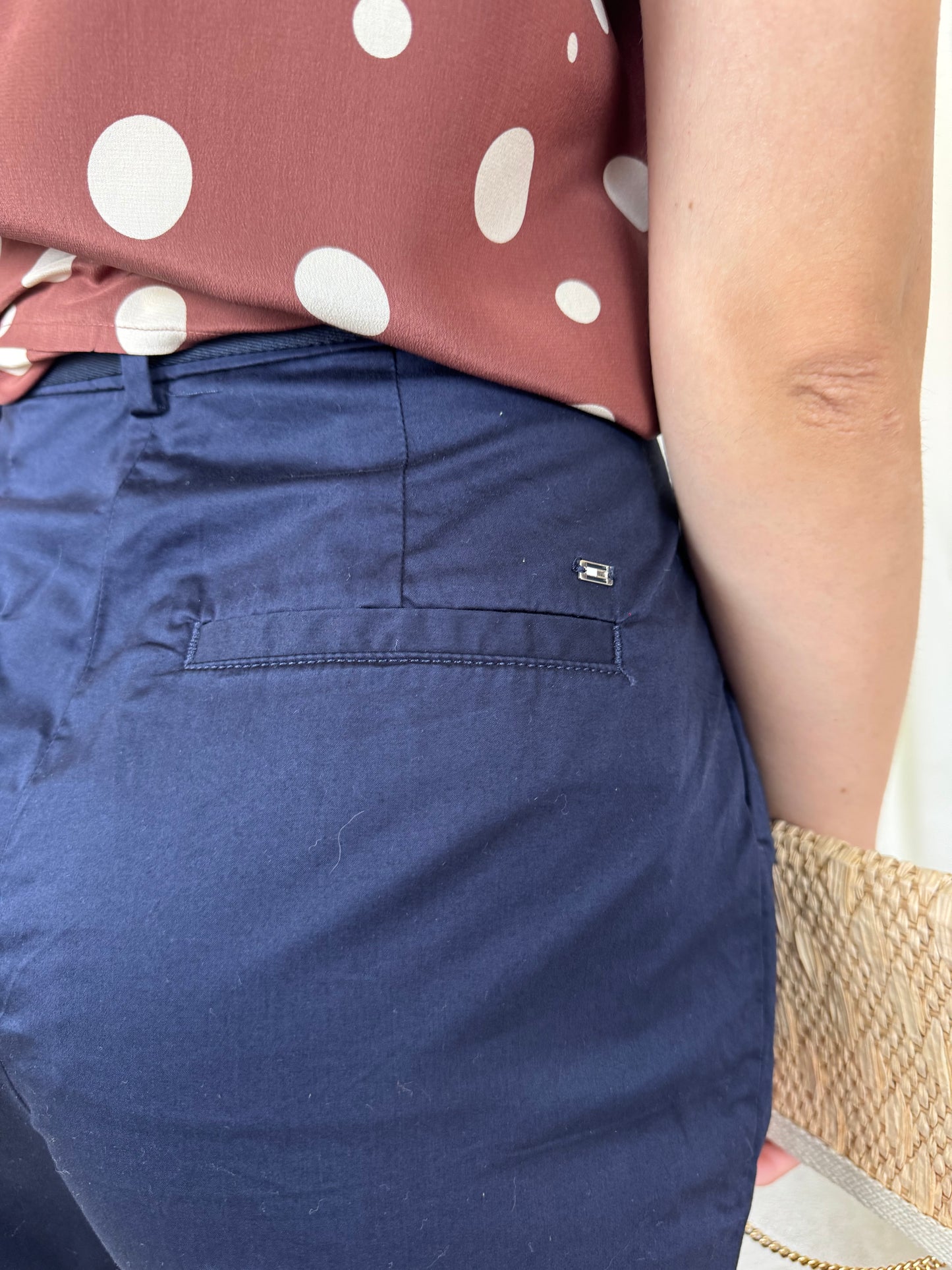 Pantaloni Tommy cu talie super înaltă+ cordon inscripționat ( mărimea xs)