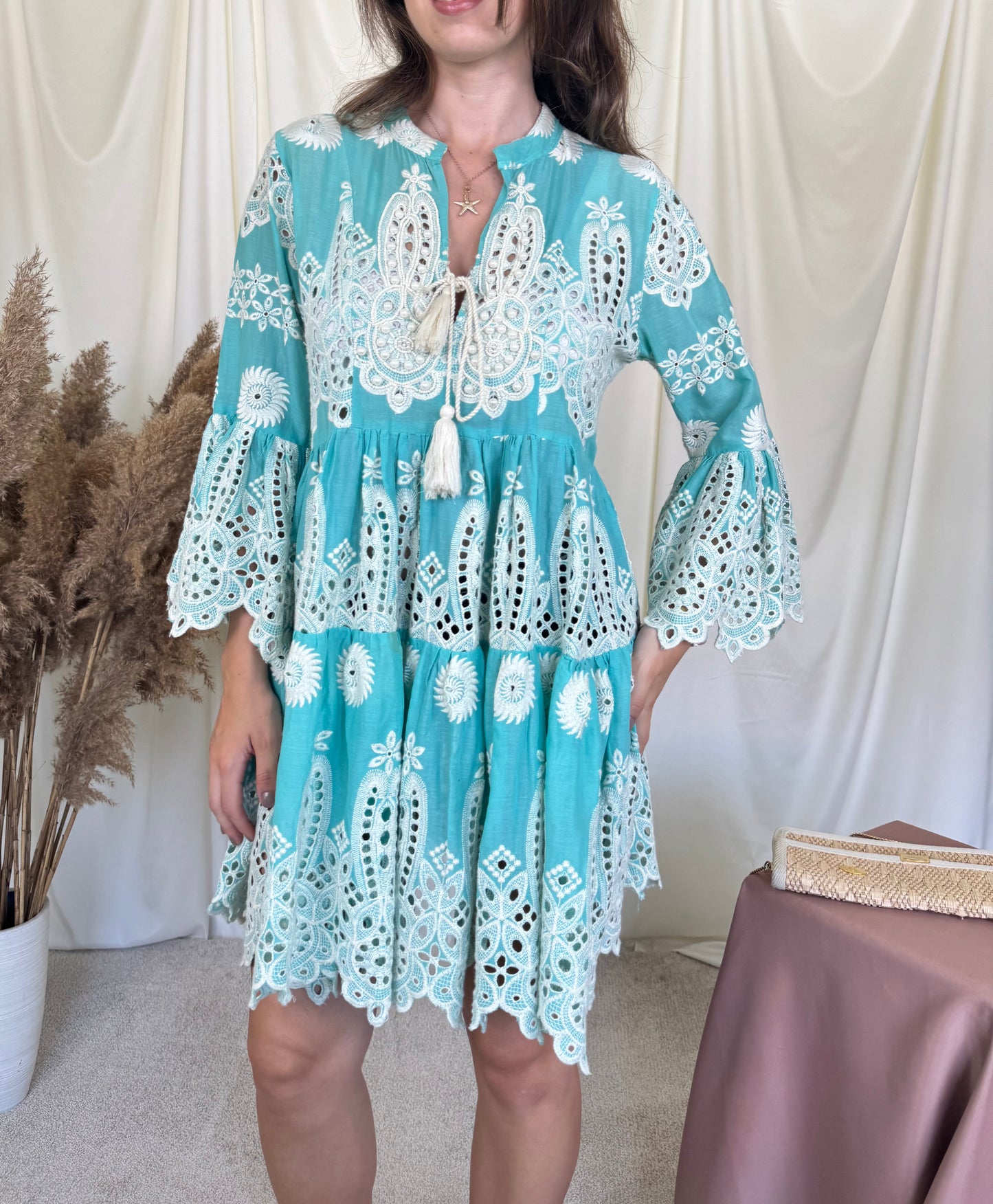Rochie de vară/ plajă din 100% bumbac, print turcoaz cu alb și broderii ( mărimea M)