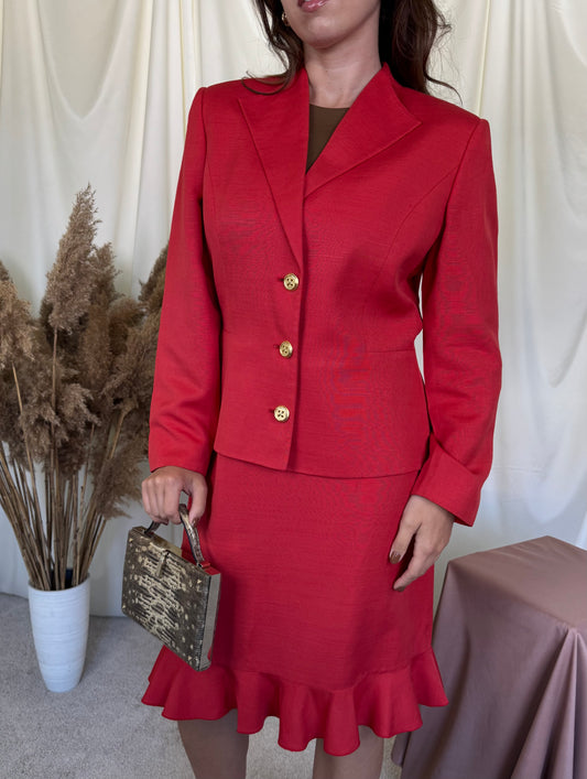Deux piece luxury VALENTINO, sacou cambrat cu nasturi bijuterie si fusta feminină cu talie înaltă ( mărimea M)