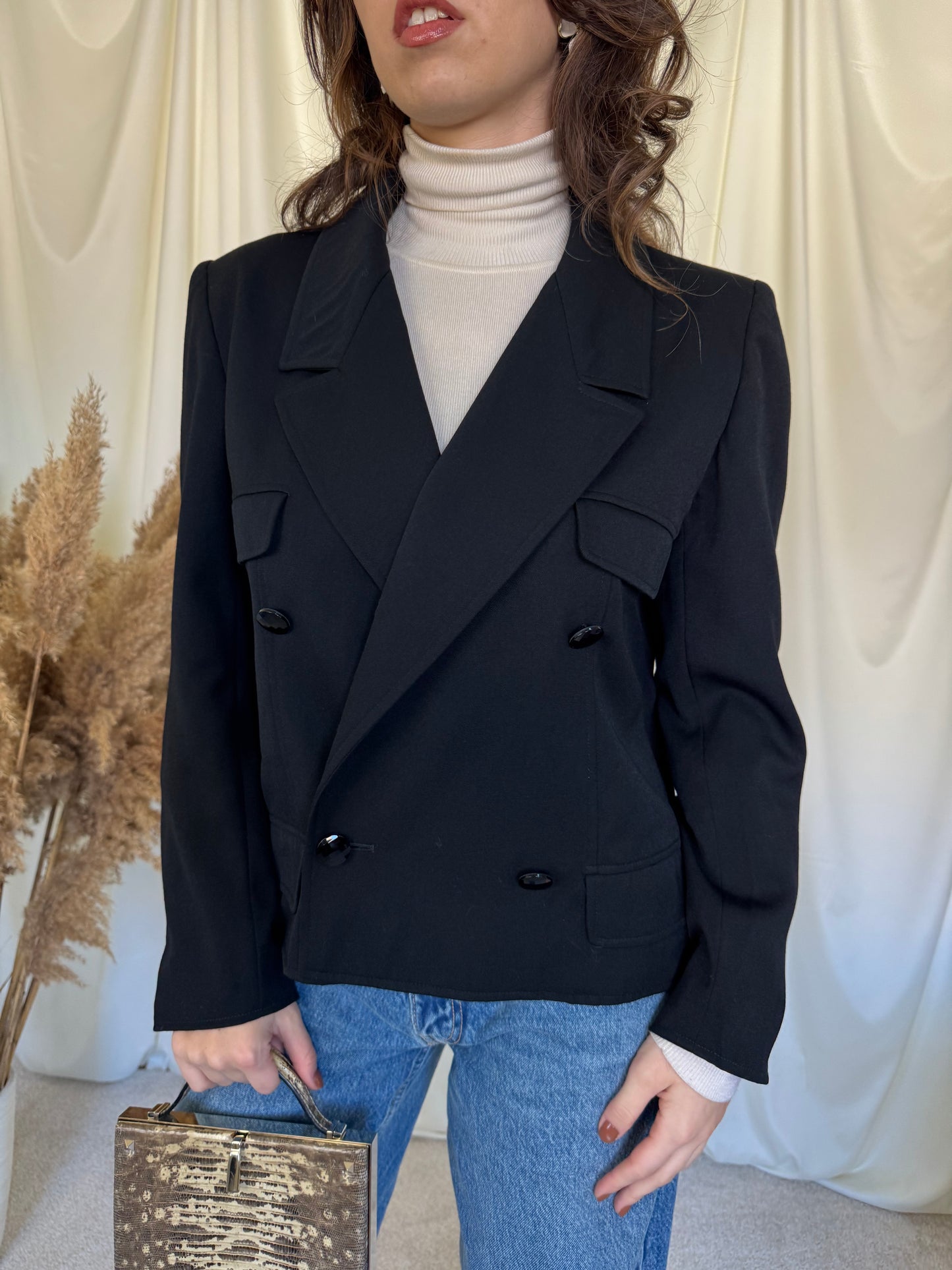 BACK IN STOCK. Sacou-jacheta VALENTINO mărimea M. Stofă din lână