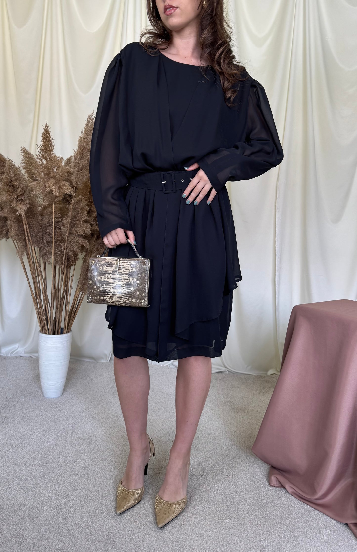 Rochie elegantă vintage cu talie elastică și centura pentru ajustare 
(Mărimea L)