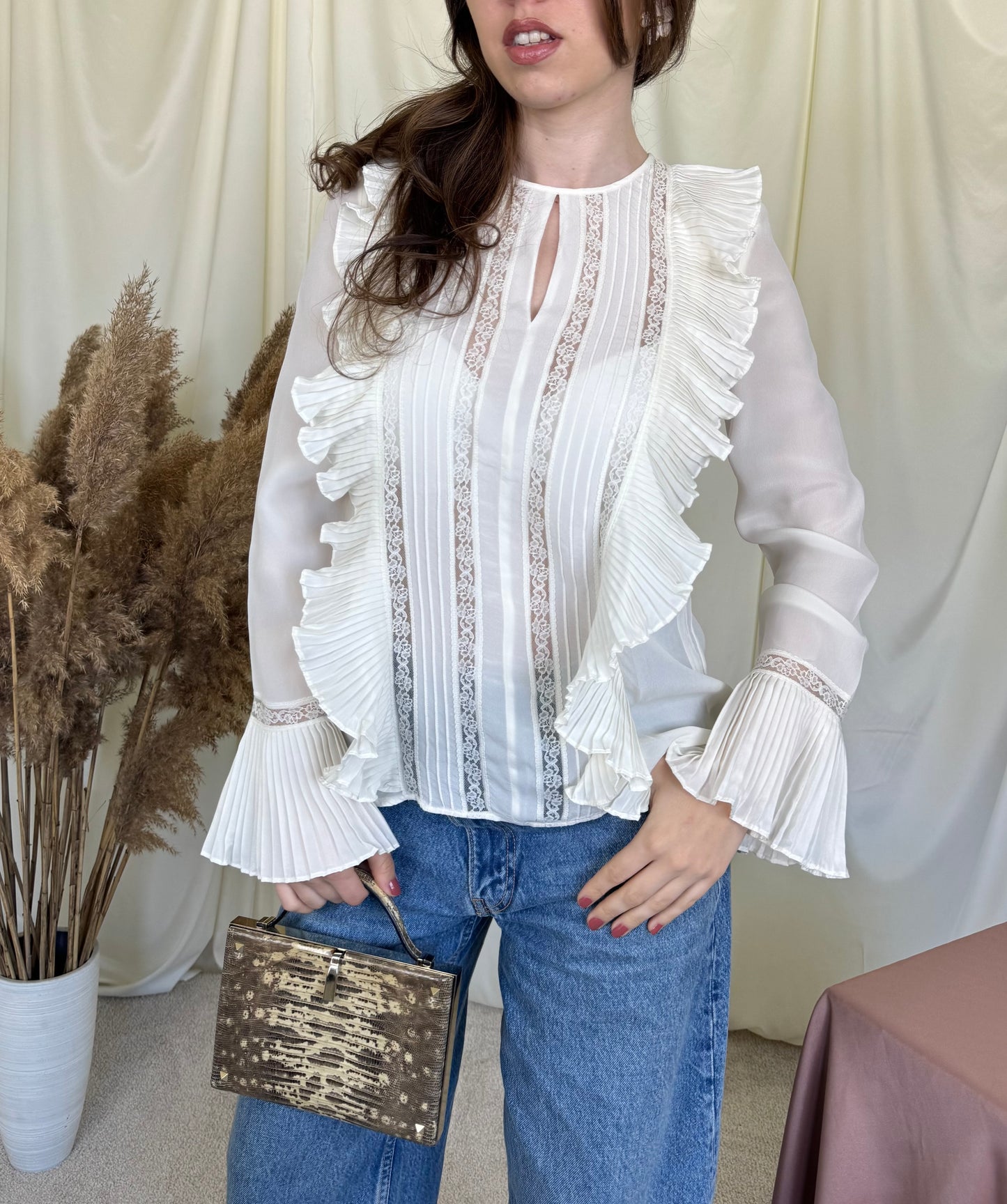 Back! Cămașă din mătase și vâscoza TWINSET cu broderii superbe 
(Mărimea S)