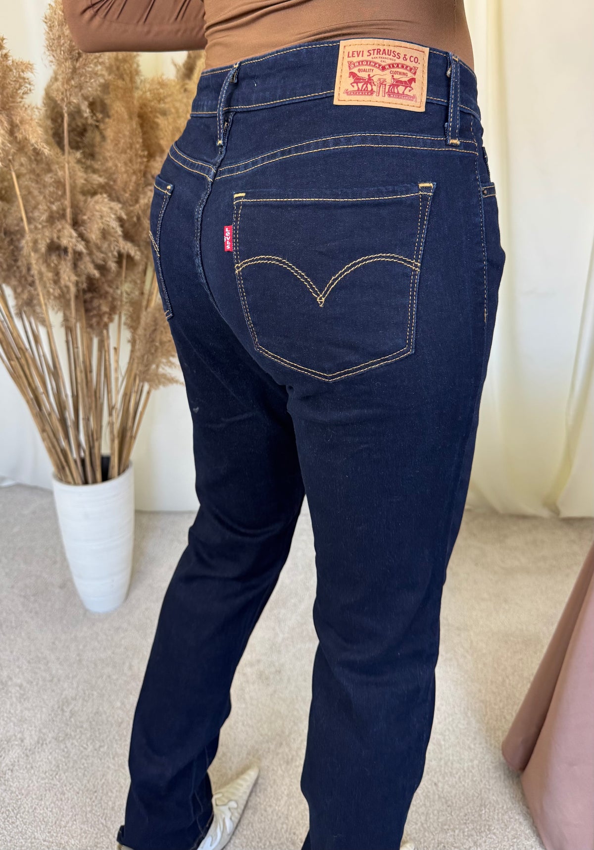 Blug Levi’s din denim de bumbac elastic ( mărimea S/M - 29)