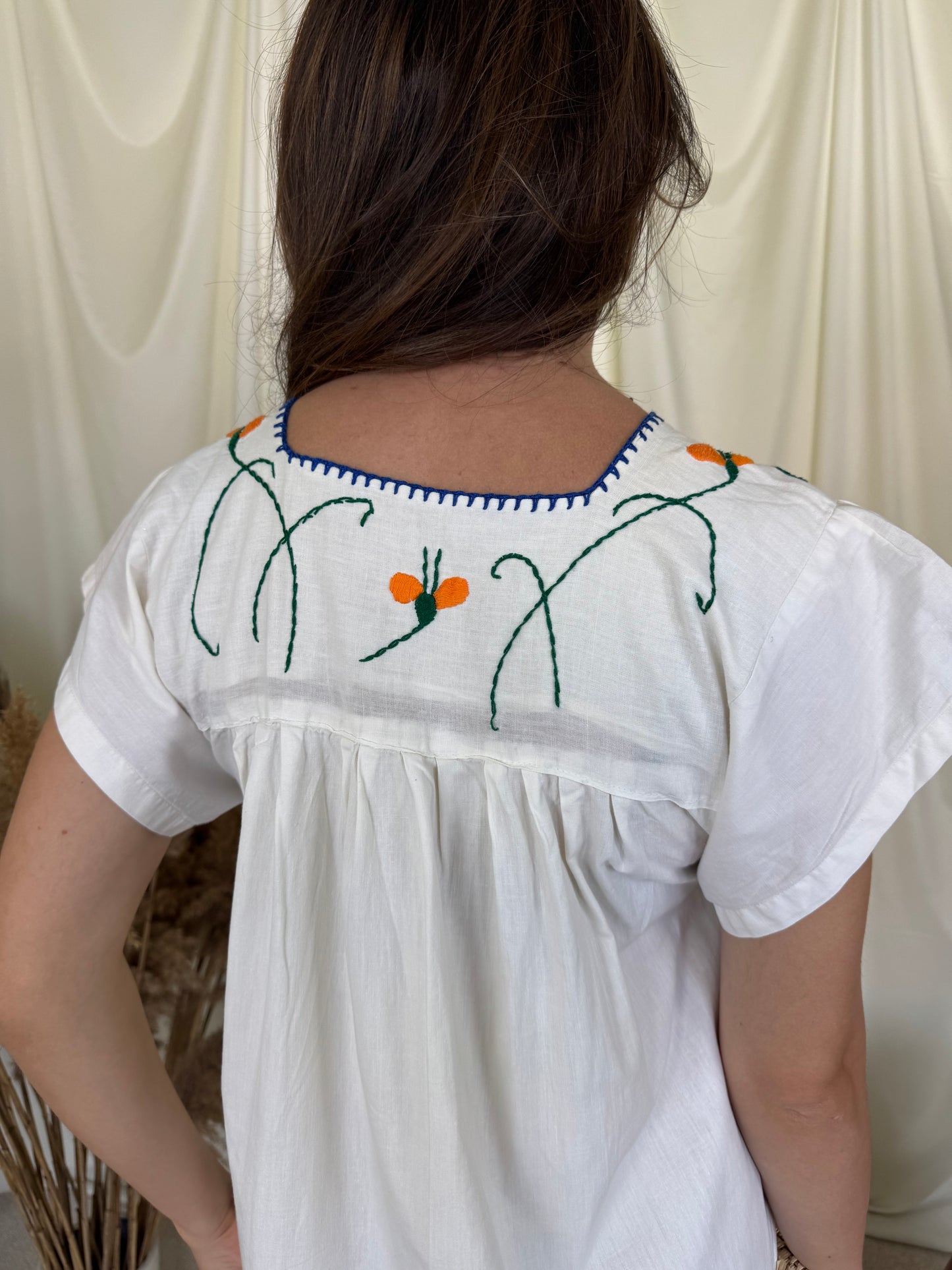 Rochie vintage țesută manual, o bijuterie( mărimea S/M)