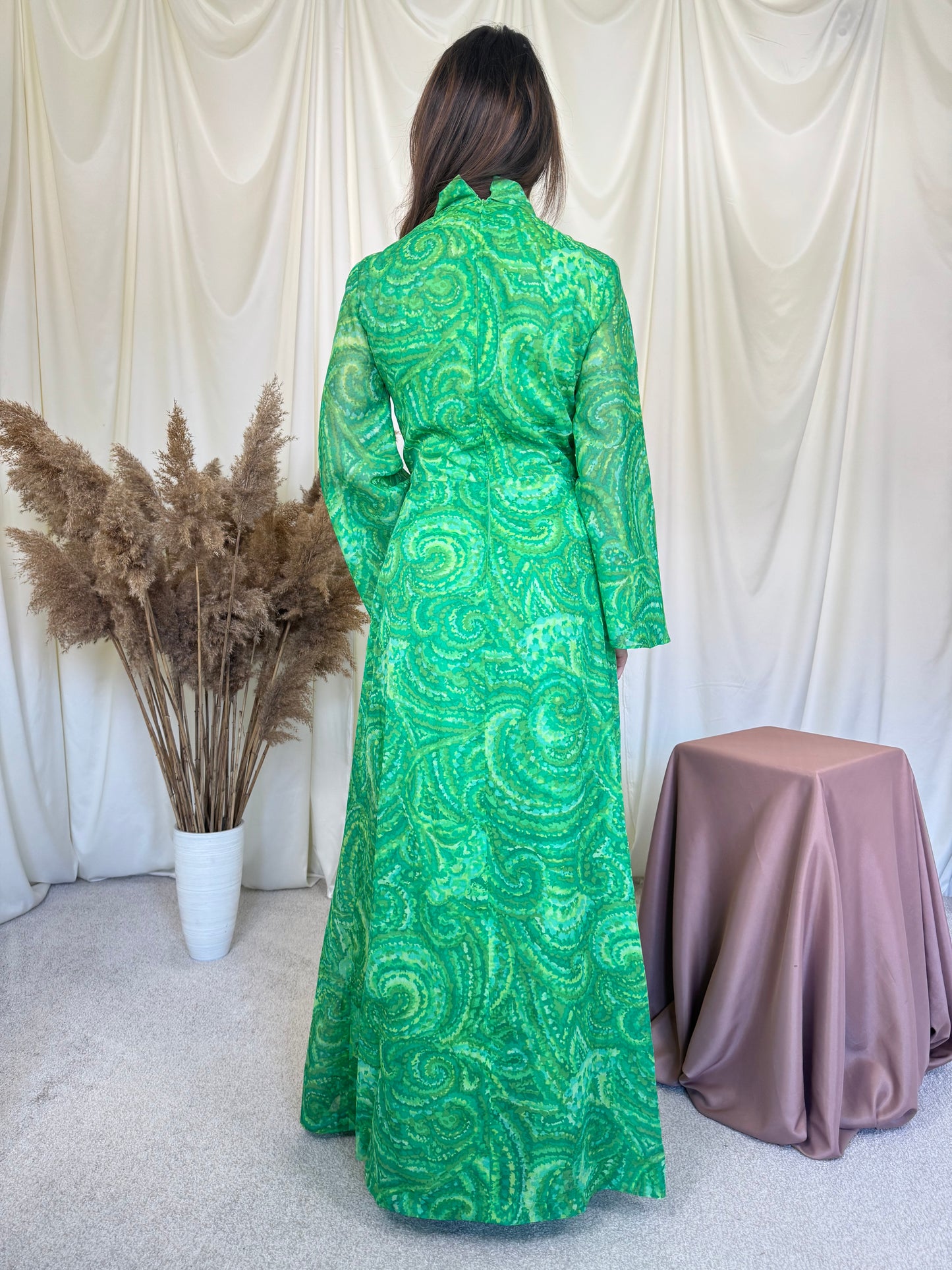 Rochie vintage spectaculoasă din 100% bumbac cu mâneci ample, lungime maxi ( mărimea 40/M-L)