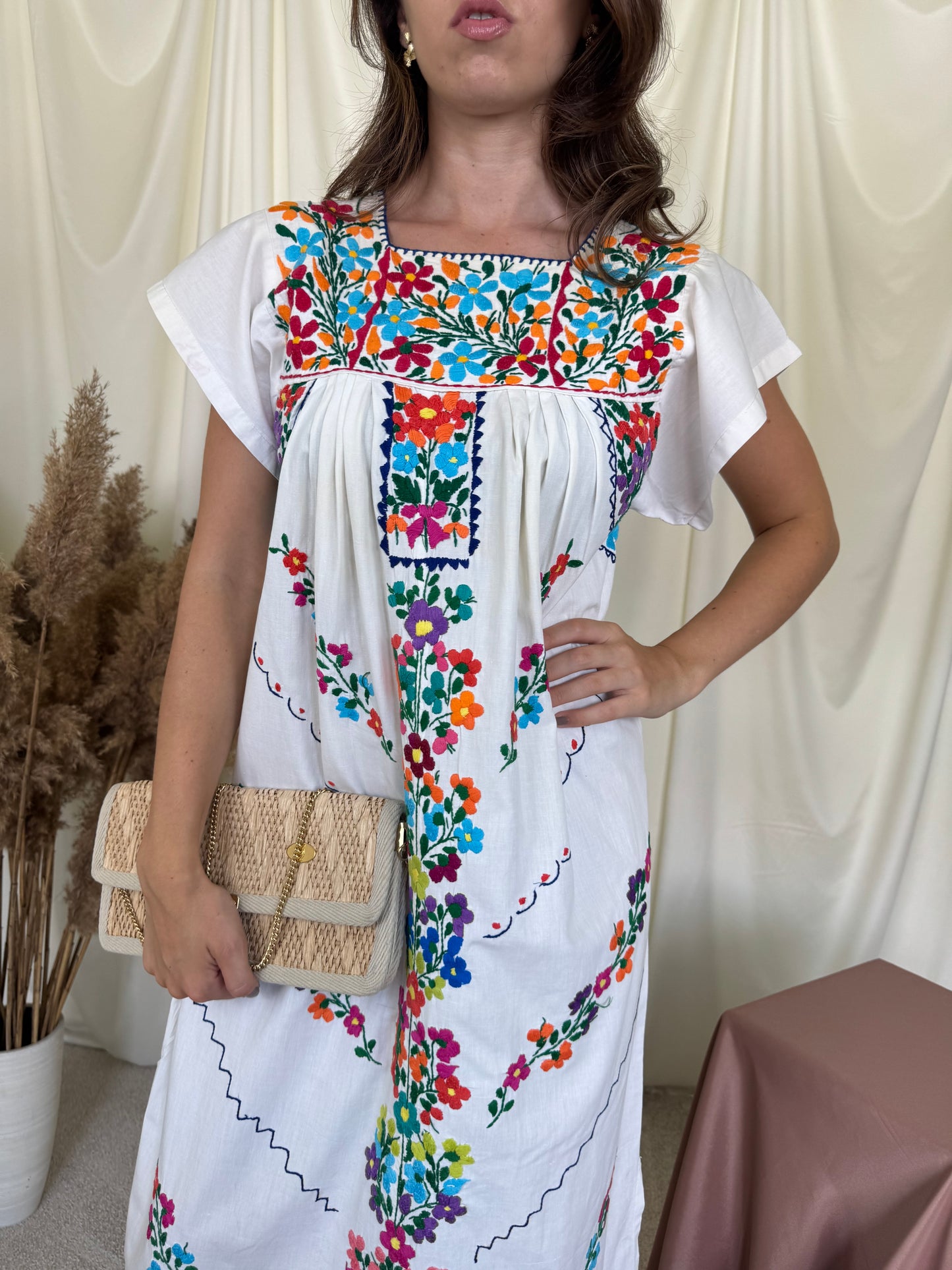 Rochie vintage țesută manual, o bijuterie( mărimea S/M)