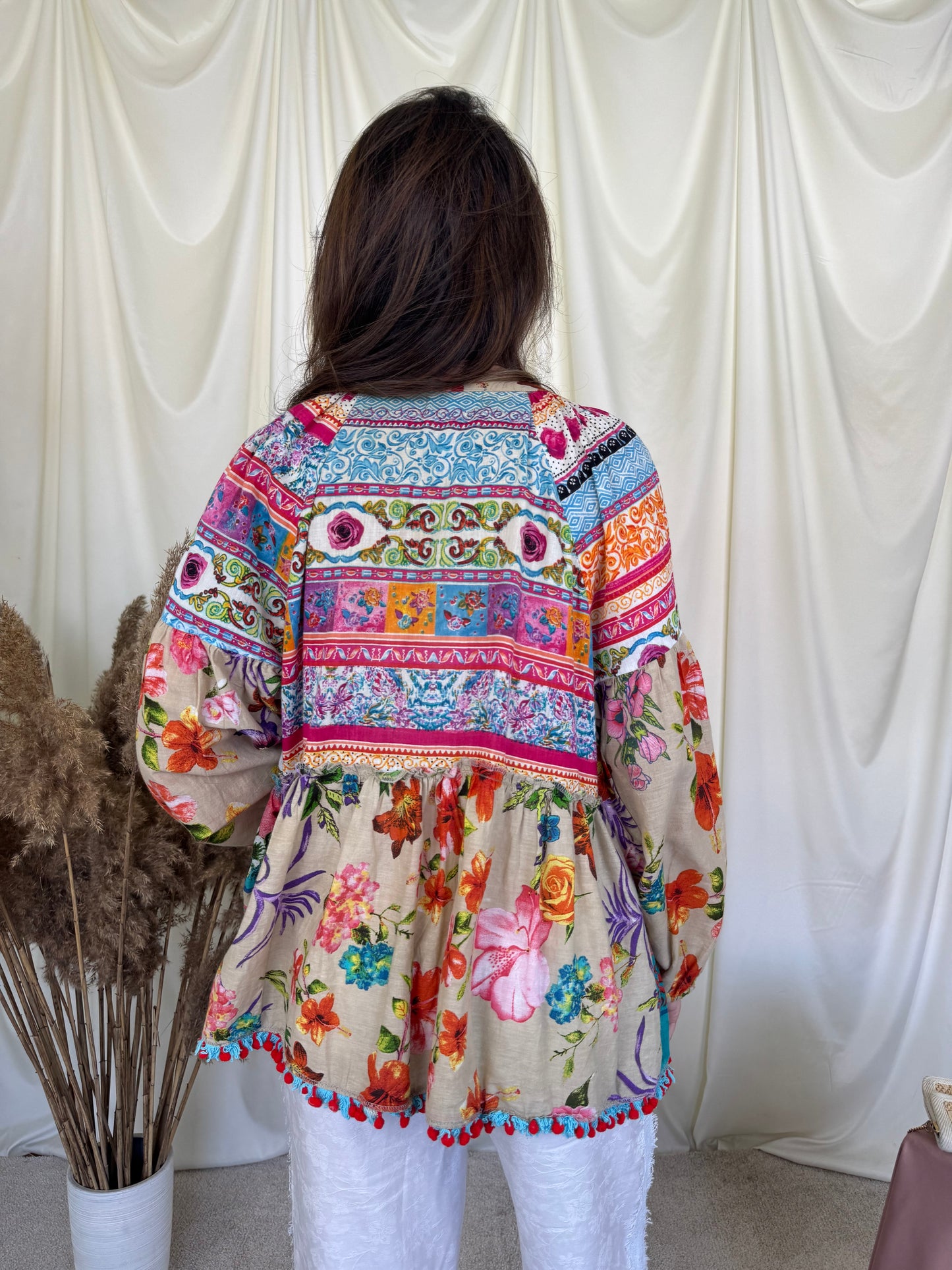 Cămașă de vară/ plajă în stil boho cu aplicații de mărgele ( mărimea M/L)