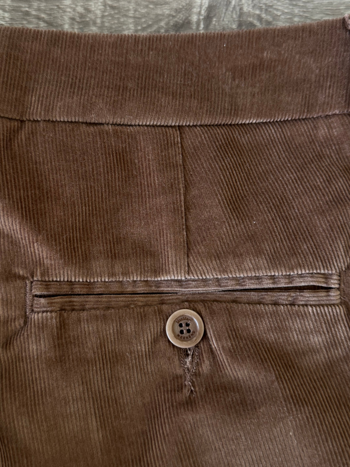 Pantalon premium MAX MARA din catifea de bumbac cu talie medie ( mărimea M)