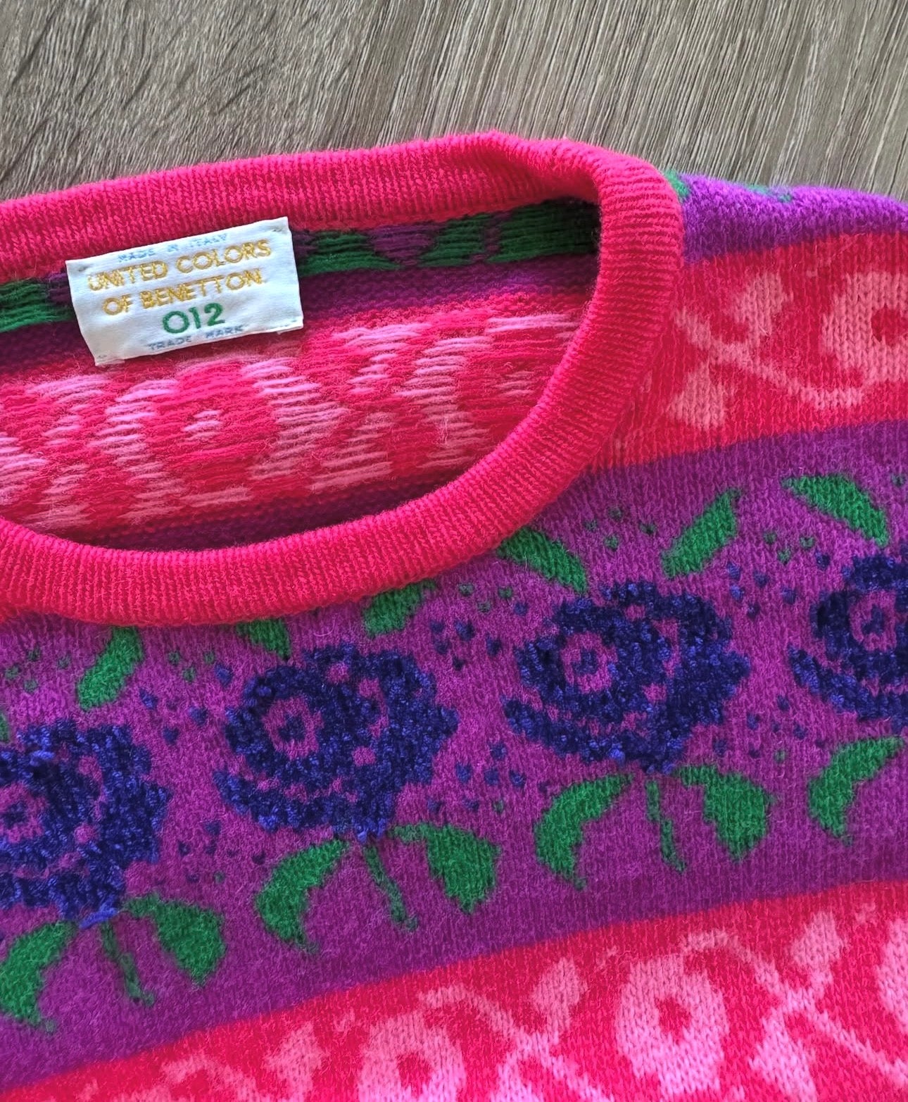 Pulover gros BENETTON print floral  ( s/m)