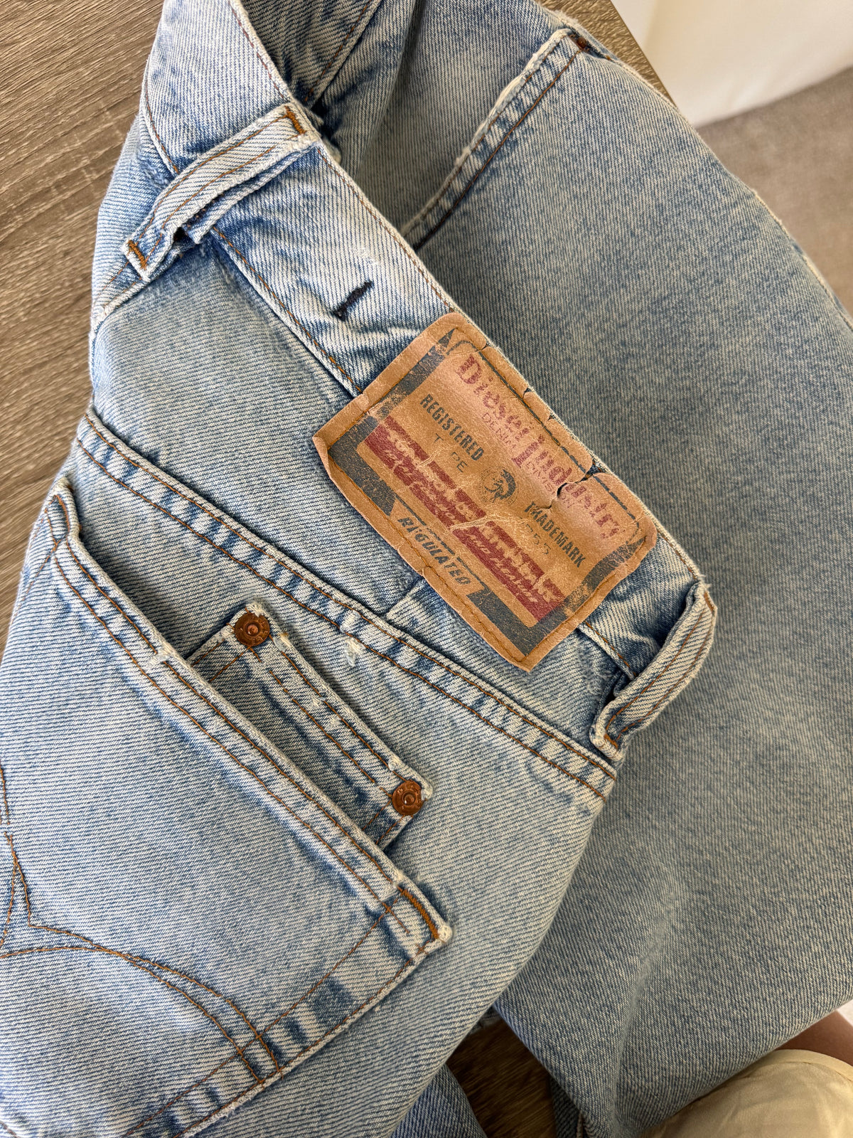 Blug vintage DIESEL cu talie super înaltă, denim de bumbac ( mărimea S-M) 72 cm talie