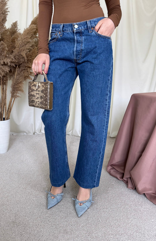 Blug Levi’s 501 -76 talie  
(Mărimea S/ M)