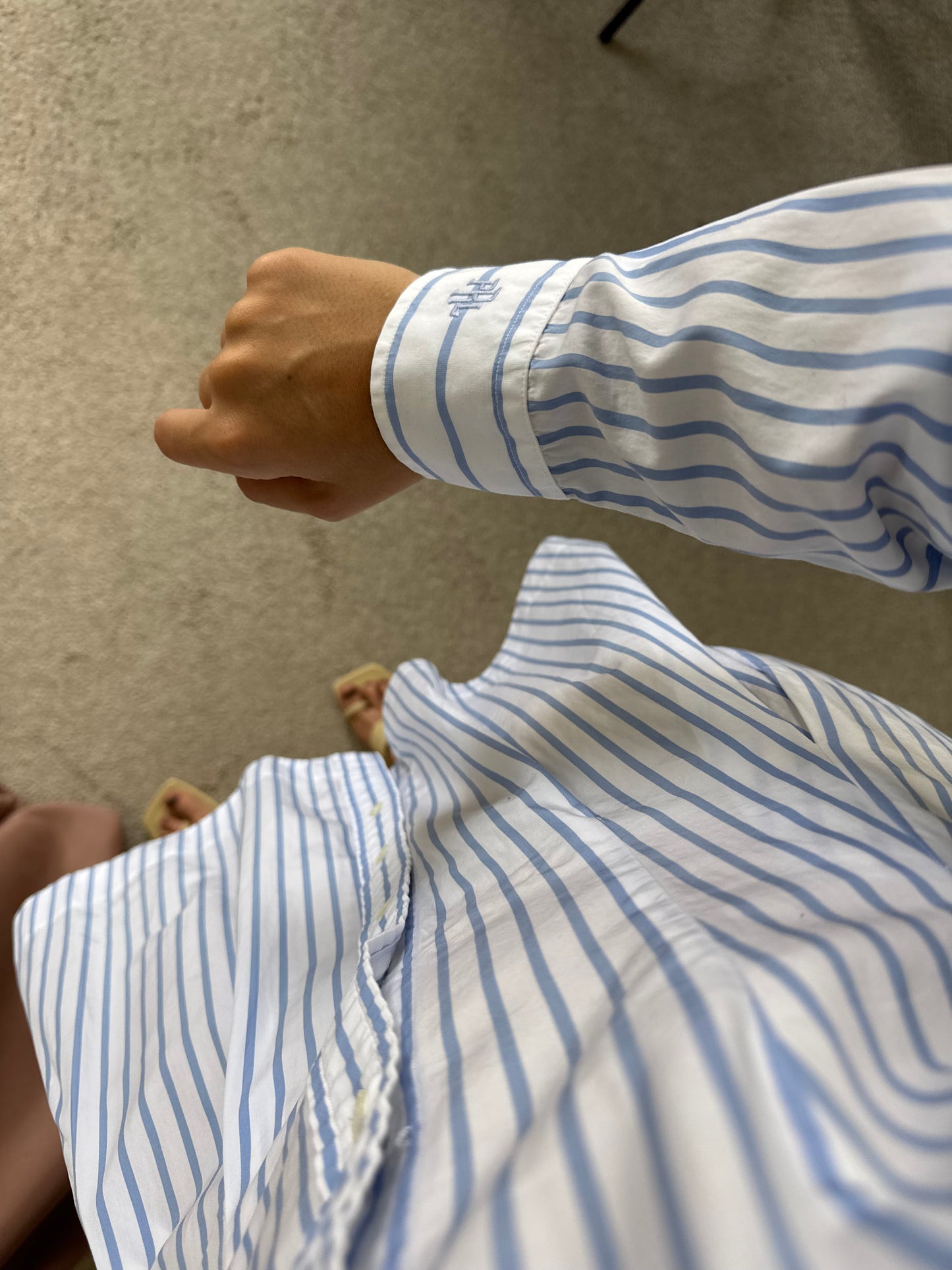 Rochie POLO Ralph Lauren din 100% bumbac cu talie marcata și inscripție brodată pe mânecă 
(Mărimea S/ s-m)