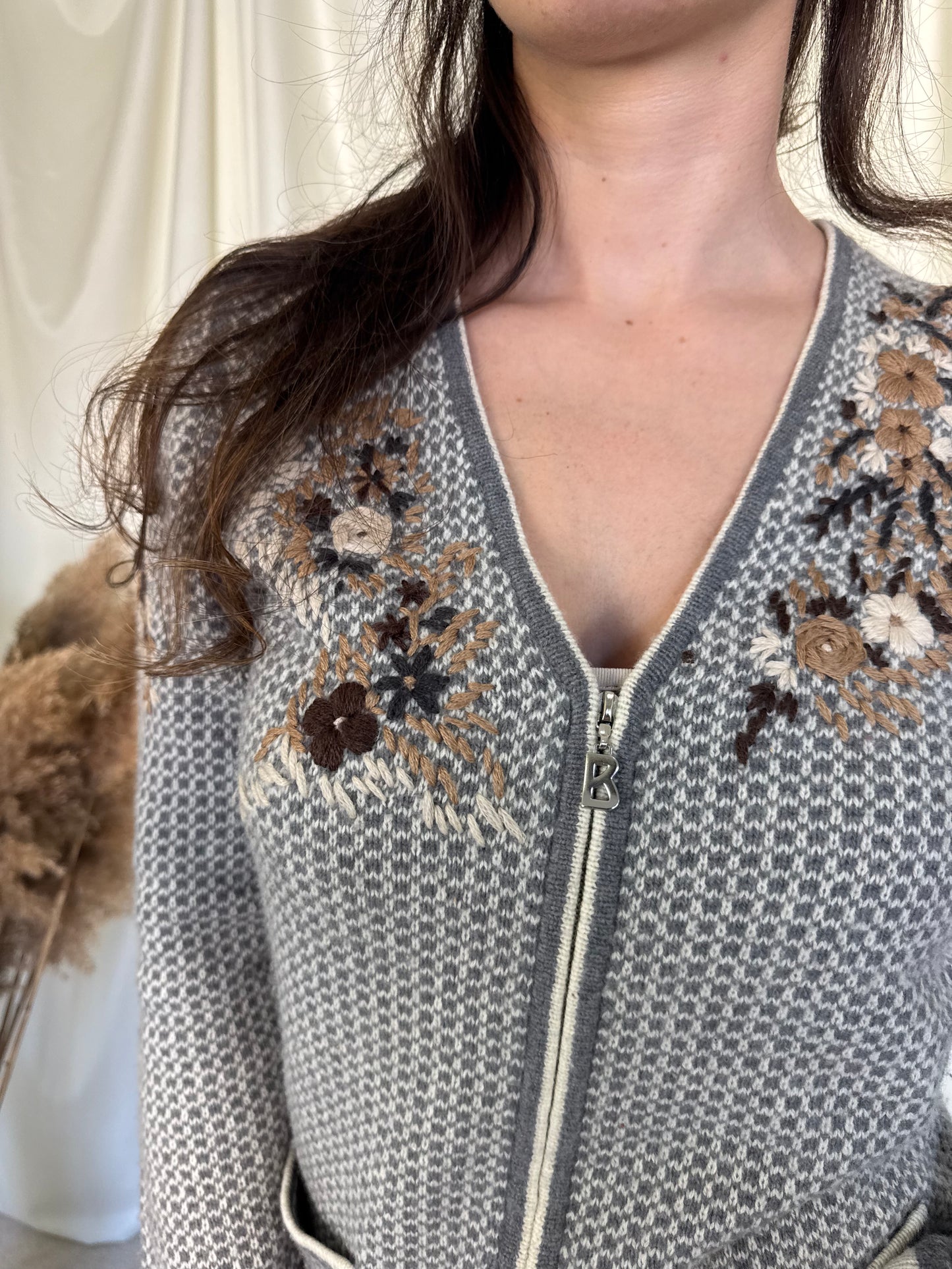 Jacheta de brand BOGNER 100% lână fină