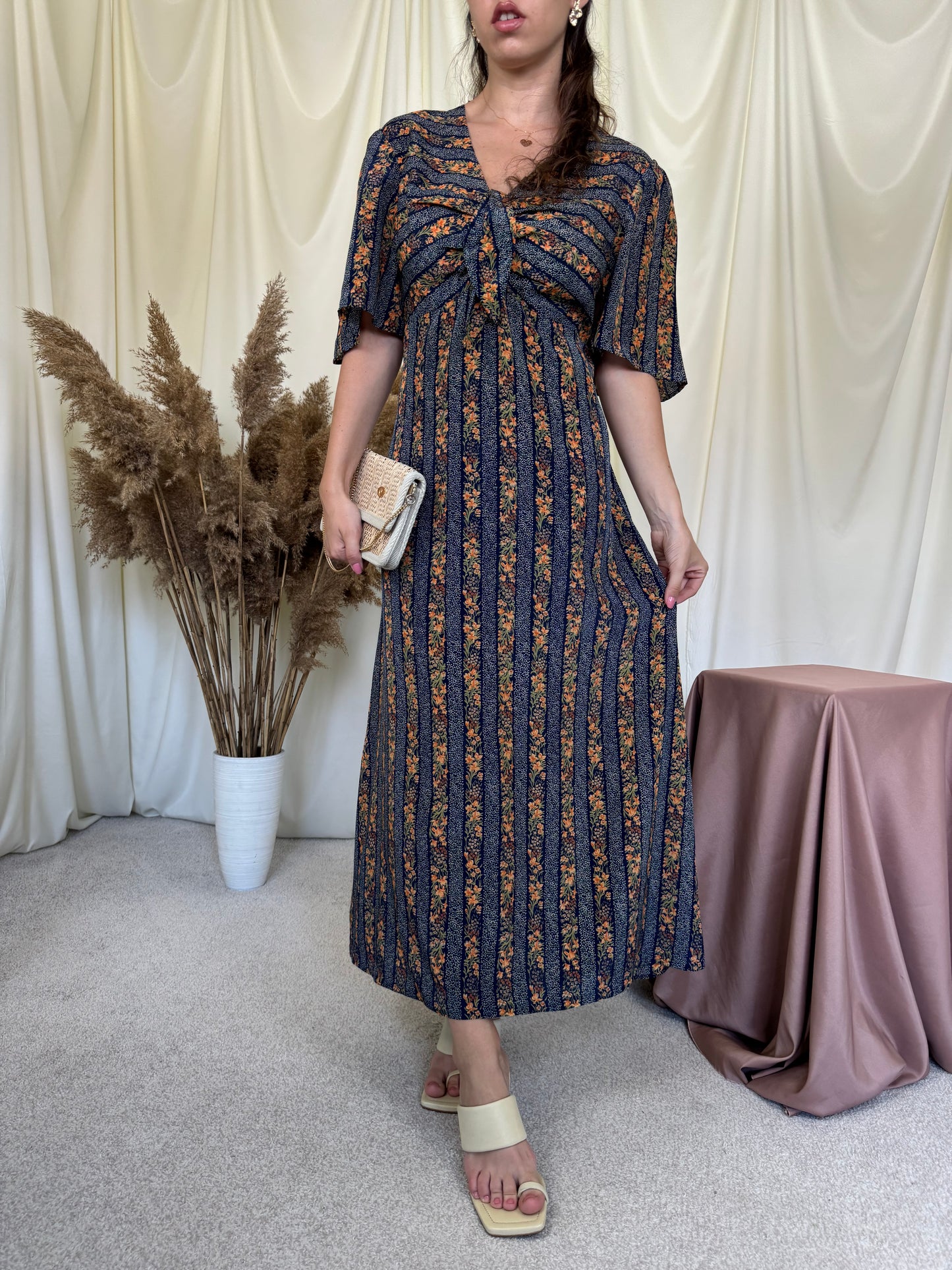 Rochie vintage din 100% matase naturala cu print, produs unicat ( mărimea M/L)
