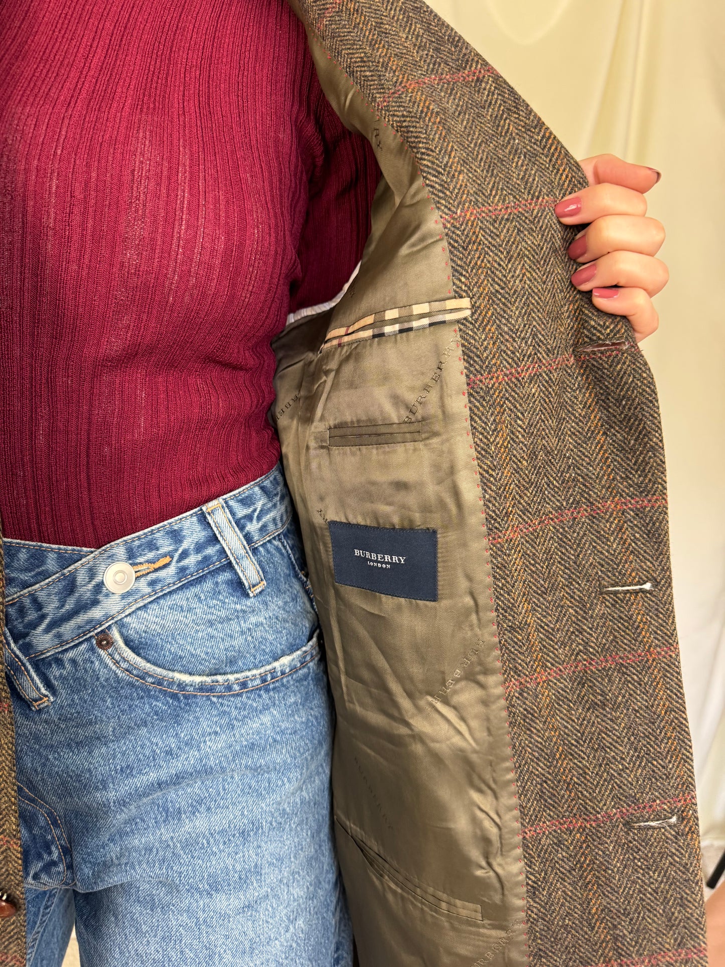 Sacou premium BURBERRY 100% lână mărimea XL