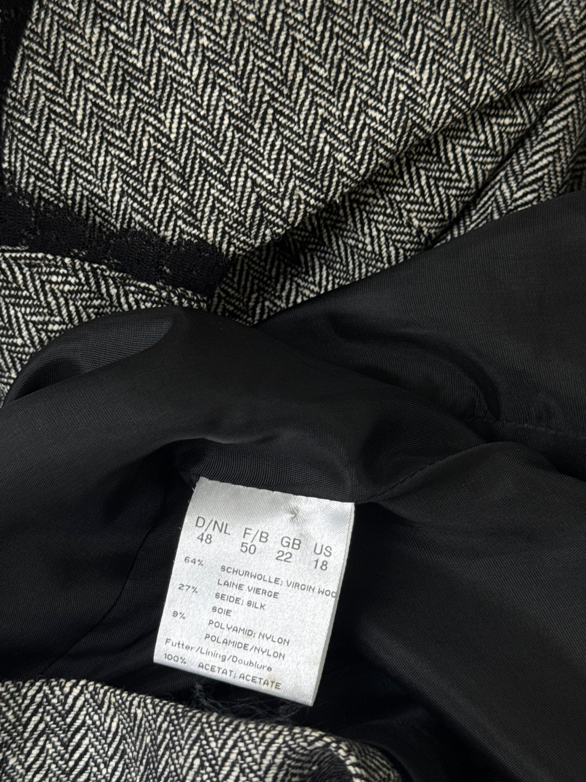 Sacou vintage din stofă superbă cu print din lână și mătase naturală, detalii din catifea și dantelă ( mărimea XL-XXL)