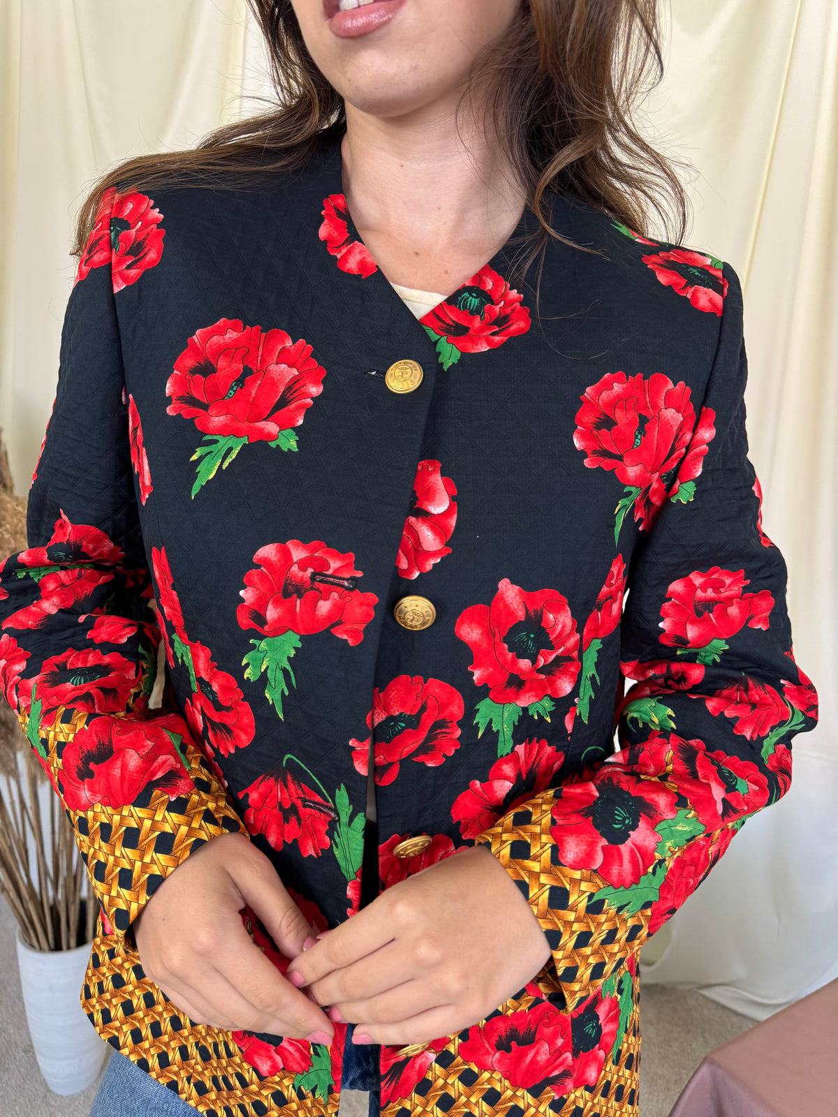 Jacheta vintage premium Elegance Paris cu print superb de maci și nasturi tip bijuterie, produs în stare excelentă ( mărimea M/L)