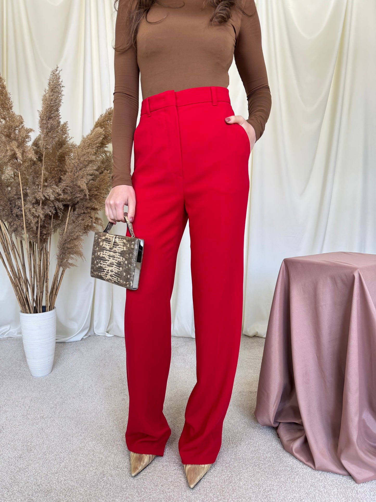 Pantalon nou premium MAX MARA roșu cu talie înaltă 
(Mărimea S)