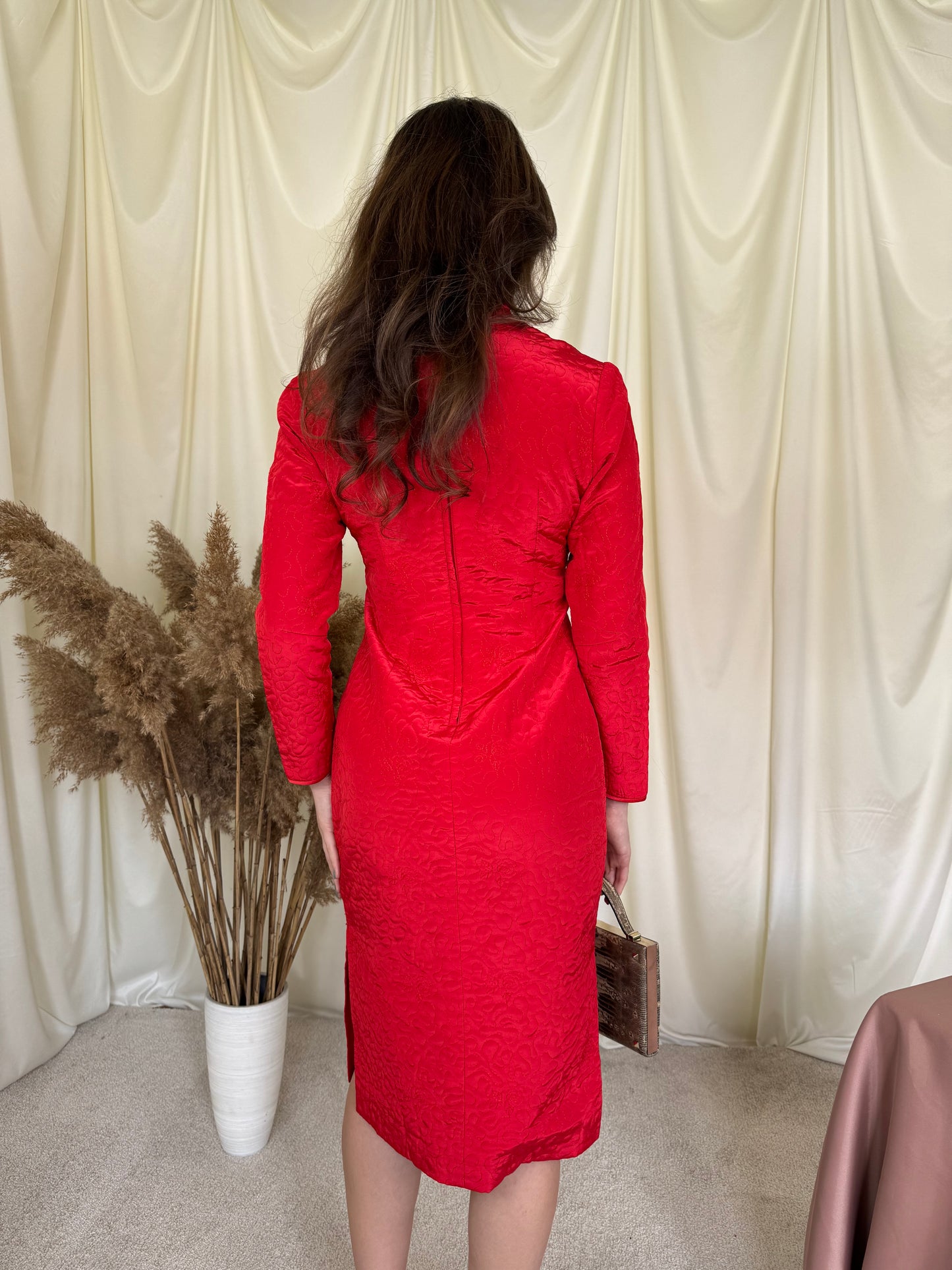 Rochie în stil chinezesc cu broderie 
(Mărimea S)
