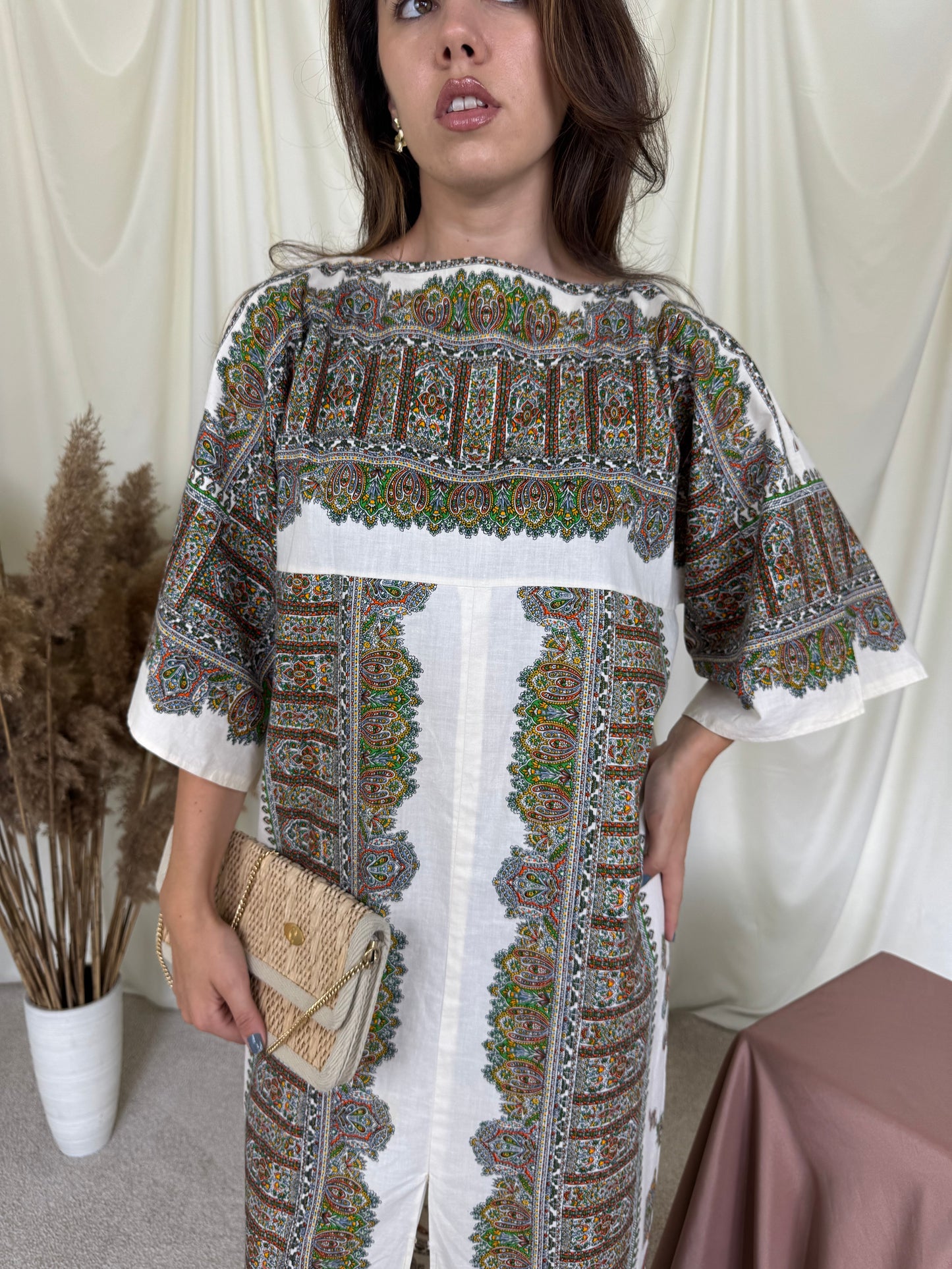 Rochie kaftan crem cu print și șliț ( mărimea S-M)