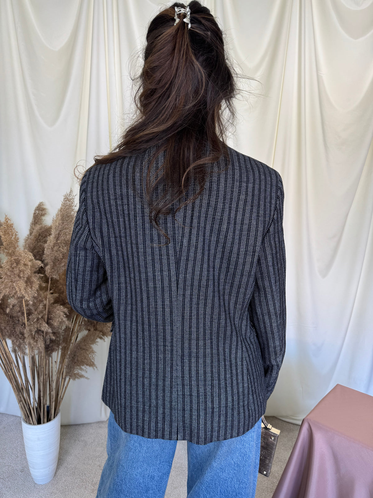 Sacou vintage  FERAUD din 60% lână și vascoza ( mărimea L)