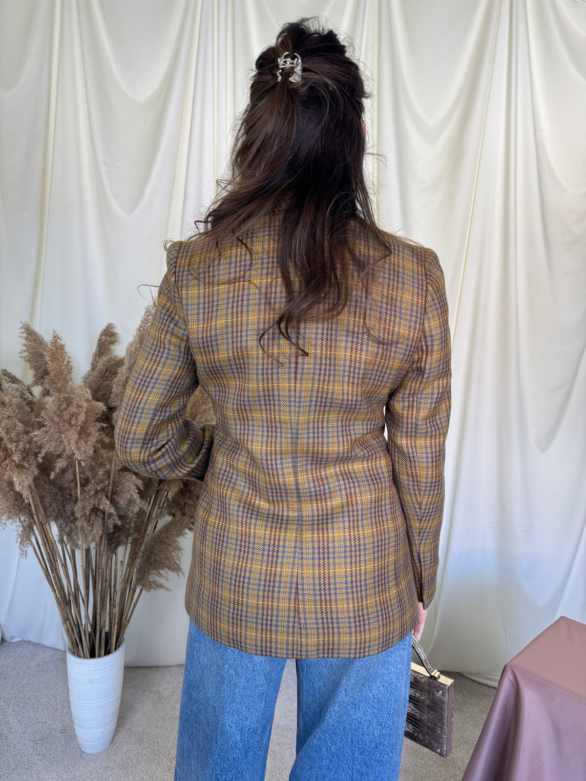 Sacou vintage cambrat din lână fină, carouri maro-crem ( mărimea xs/s)