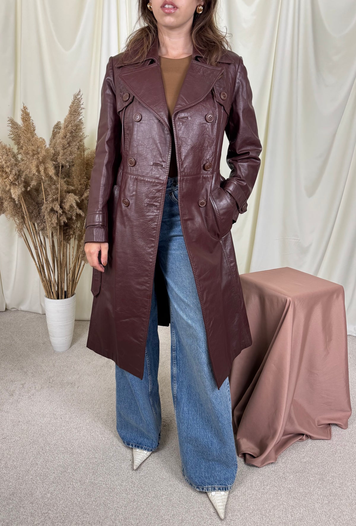 Trench vintage din 100% piele naturală, bordo superb ( mărimea S/M)