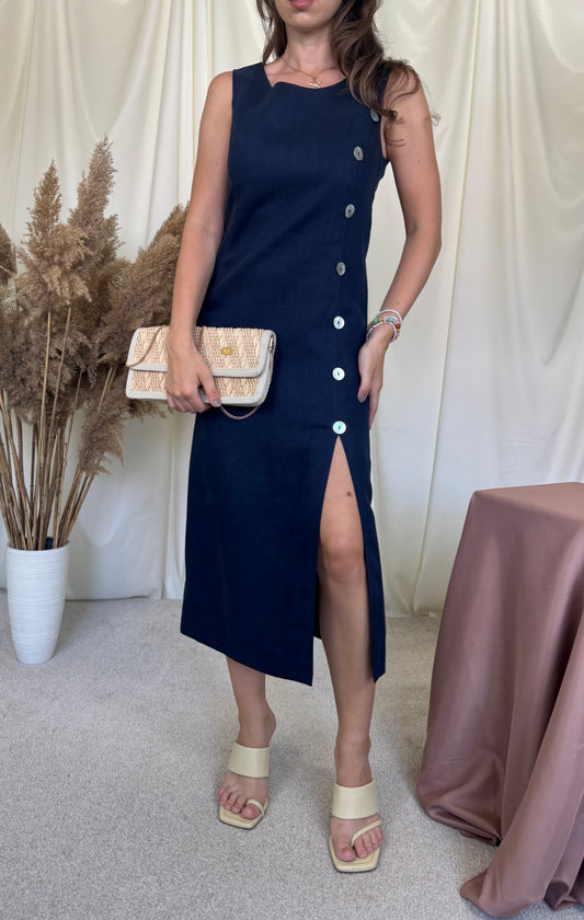 Rochie vintage superbisimă din pânză de in cu naturiperlă și șliț lateral ( mărimea S)