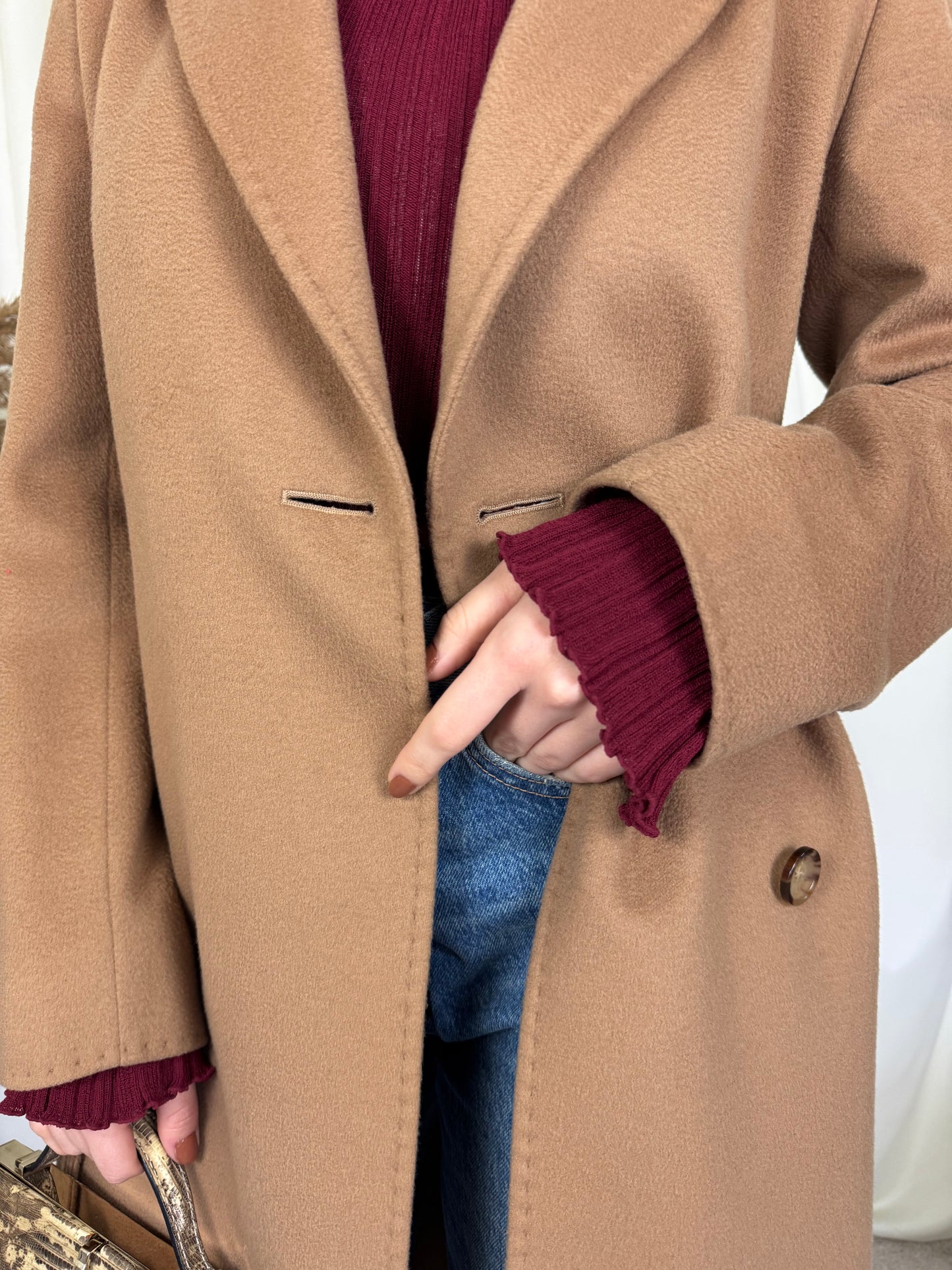 Palton Cinzia Rocca model actual,mărimea S/36, stofă superbă din 100% lână virgină.