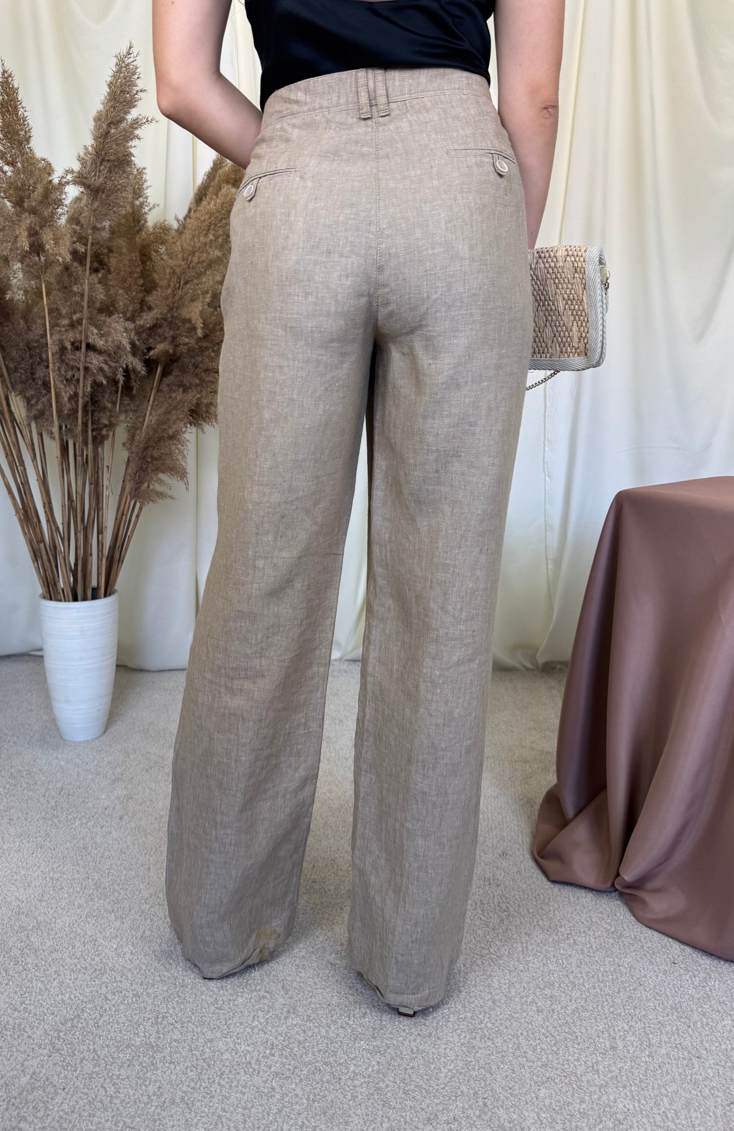 Pantalon BRAX crem din 100% in calitativ, talie medie ( mărimea XL)