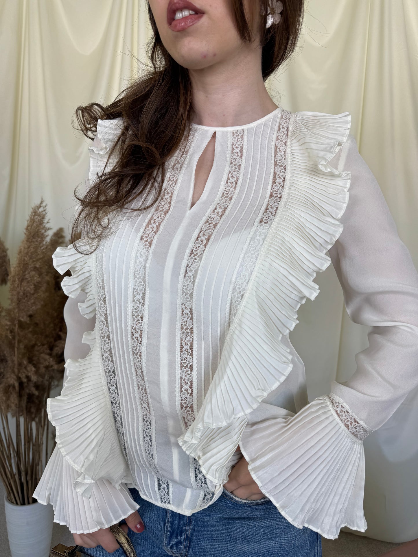 Back! Cămașă din mătase și vâscoza TWINSET cu broderii superbe 
(Mărimea S)